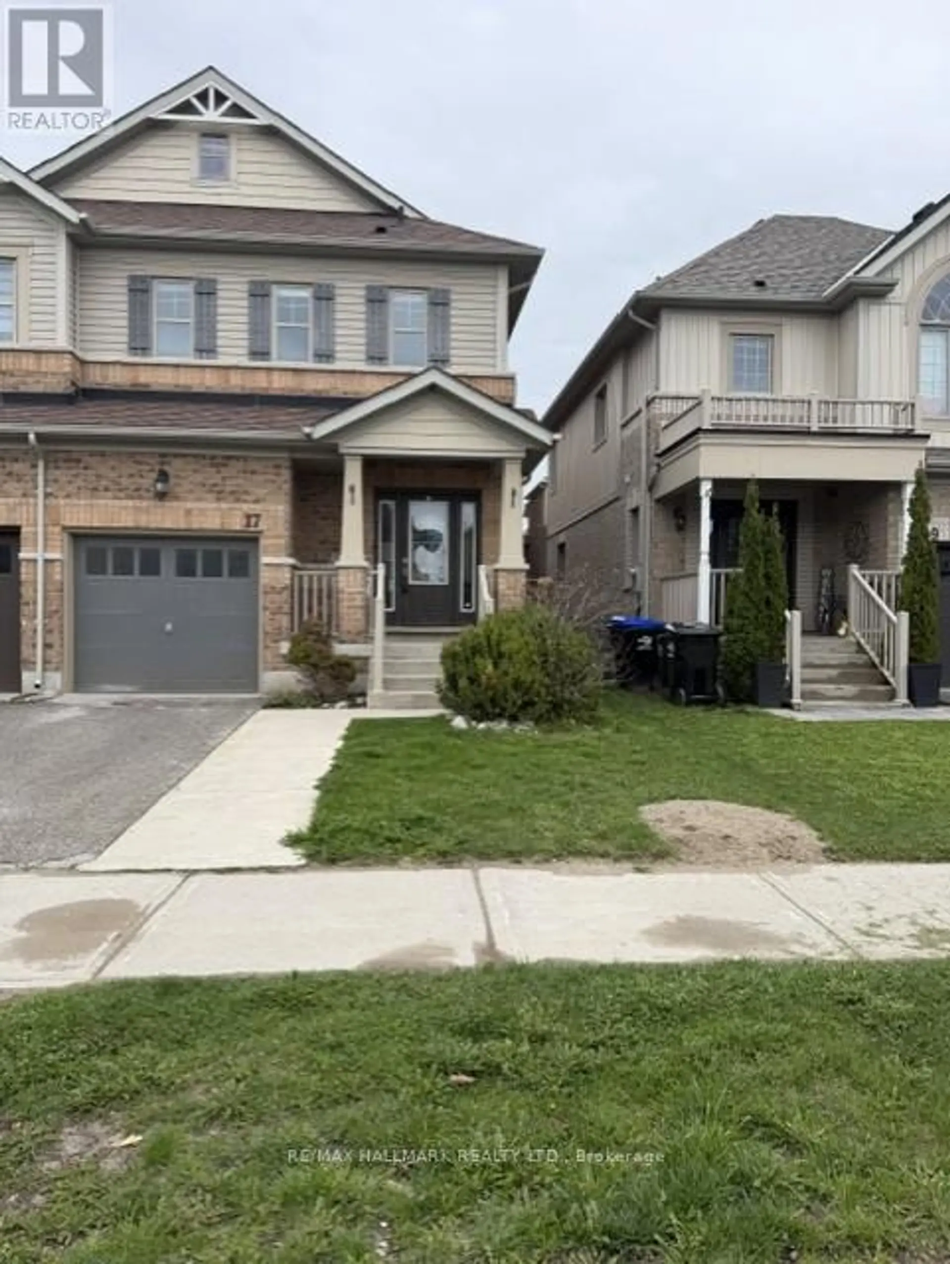 17 HOARD AVENUE S - Image 2