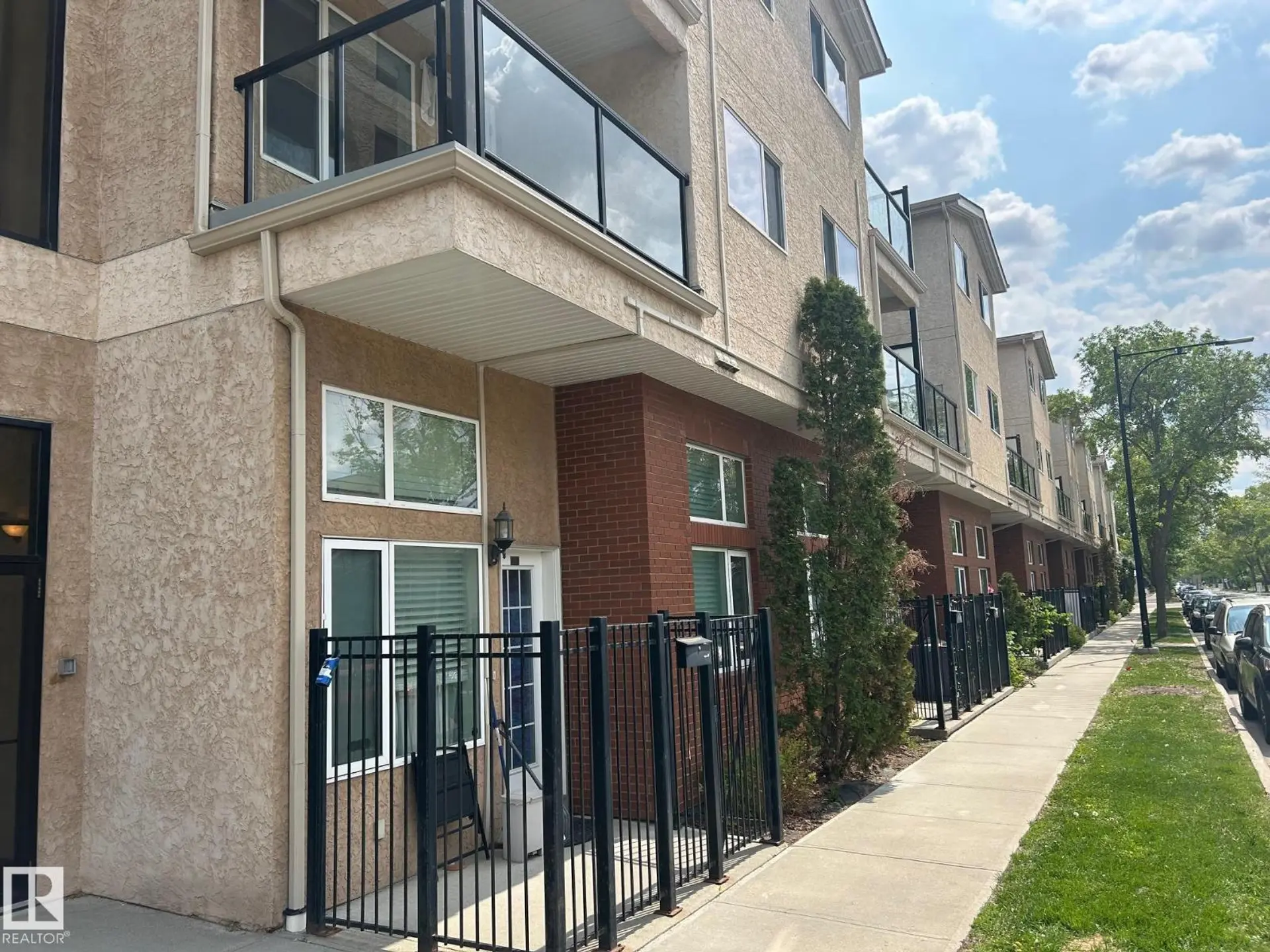 #213 11033 127 ST NW - Image 1