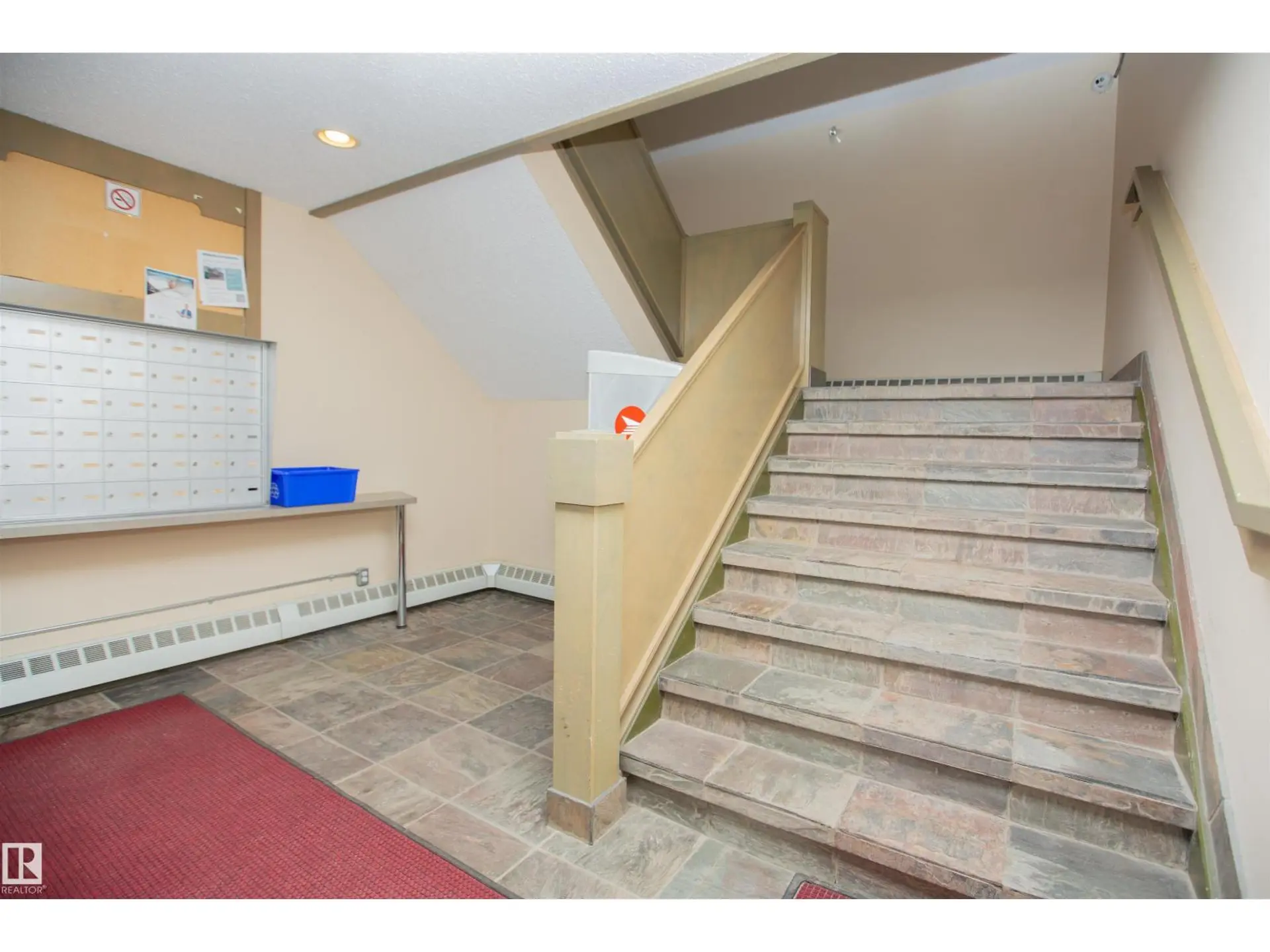 #213 11033 127 ST NW - Image 16