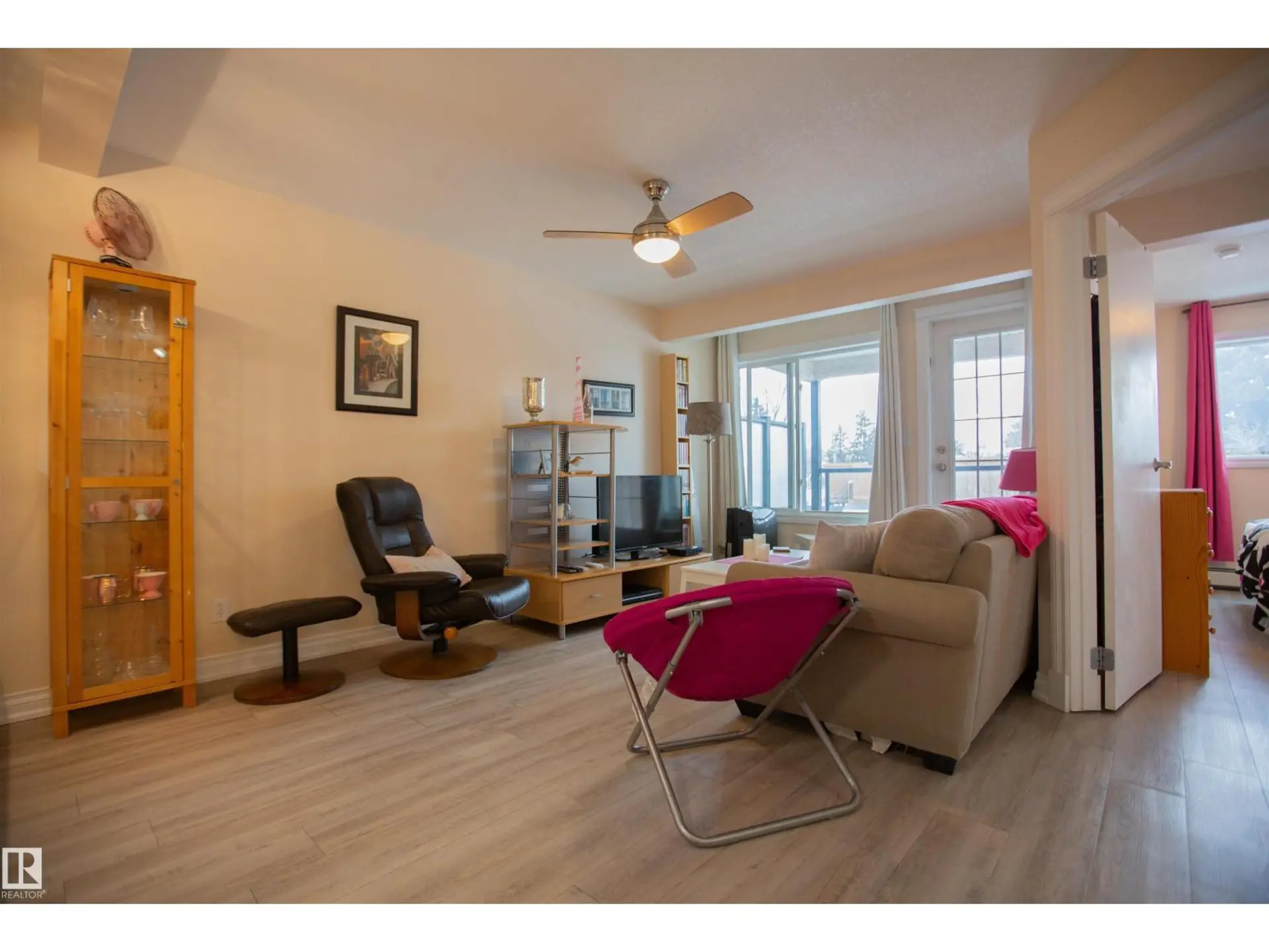 #213 11033 127 ST NW - Image 6