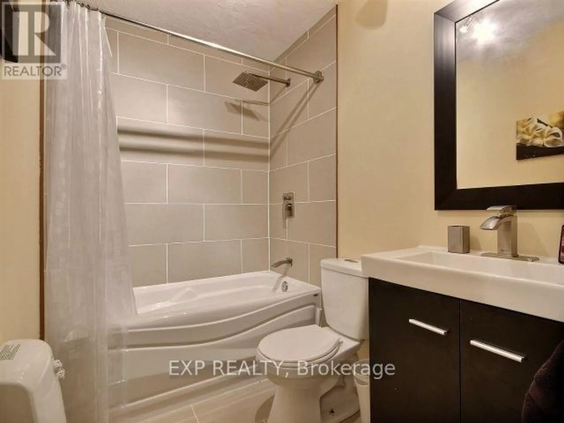 #29 3415 UPLANDS DRIVE - Image 10