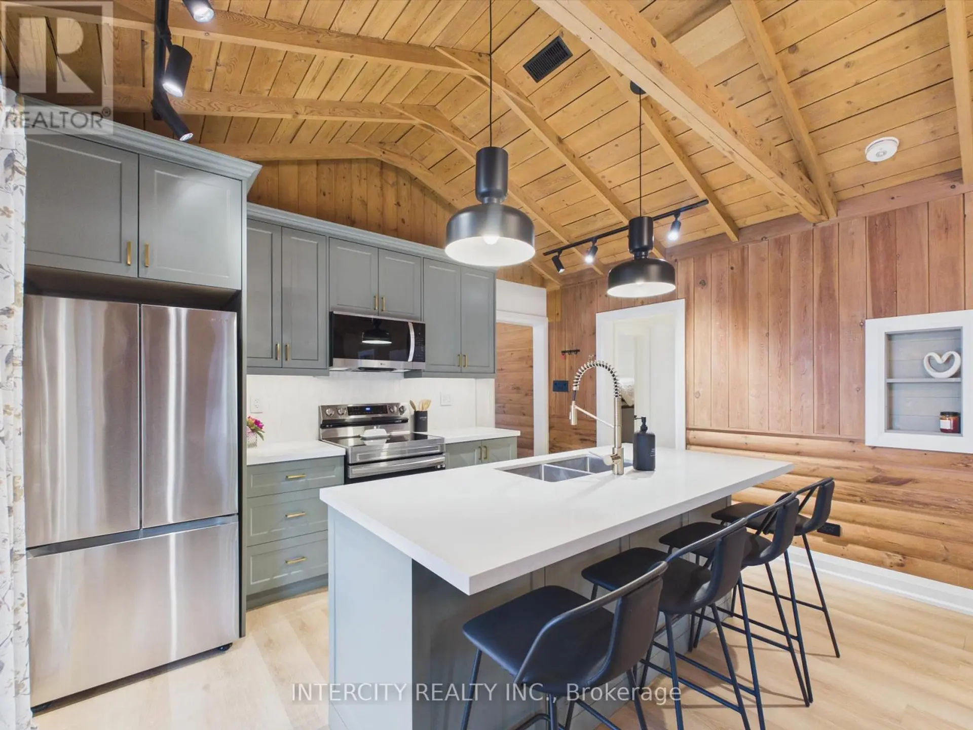 #3 1052 COVE ROAD - Image 8