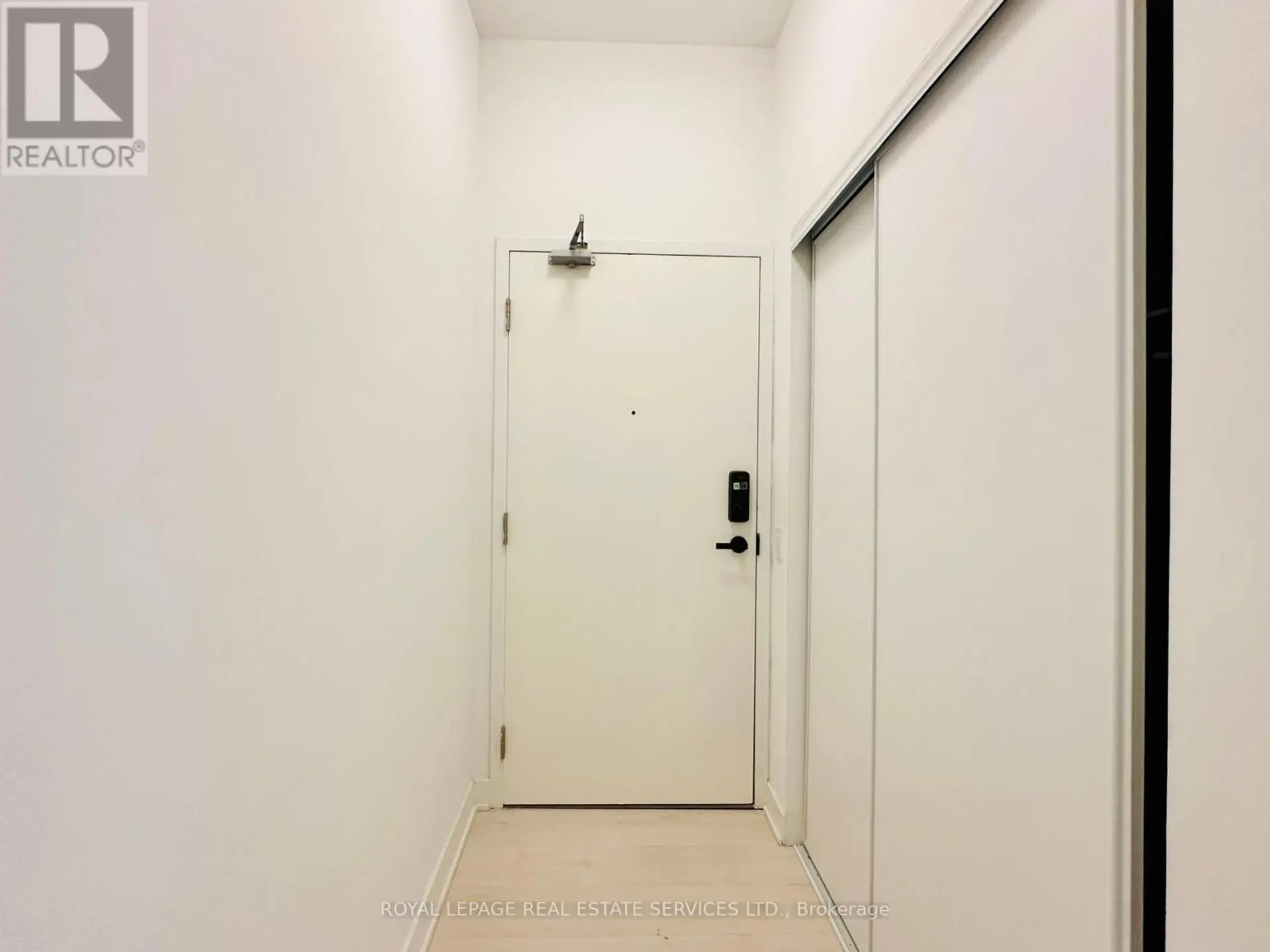 #323 3900 CONFEDERATION PARKWAY - Image 2