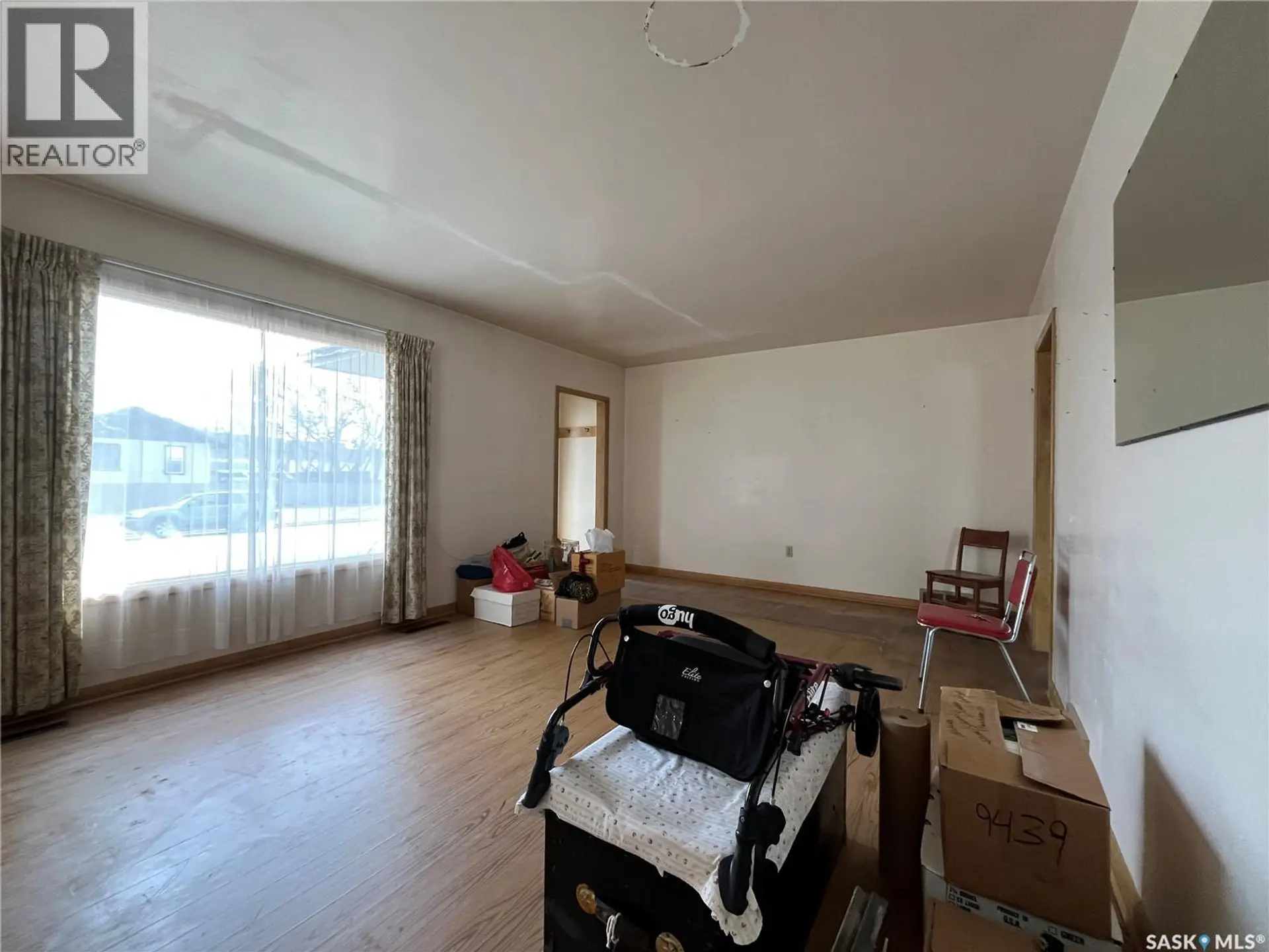 1010 13th STREET W - Image 8