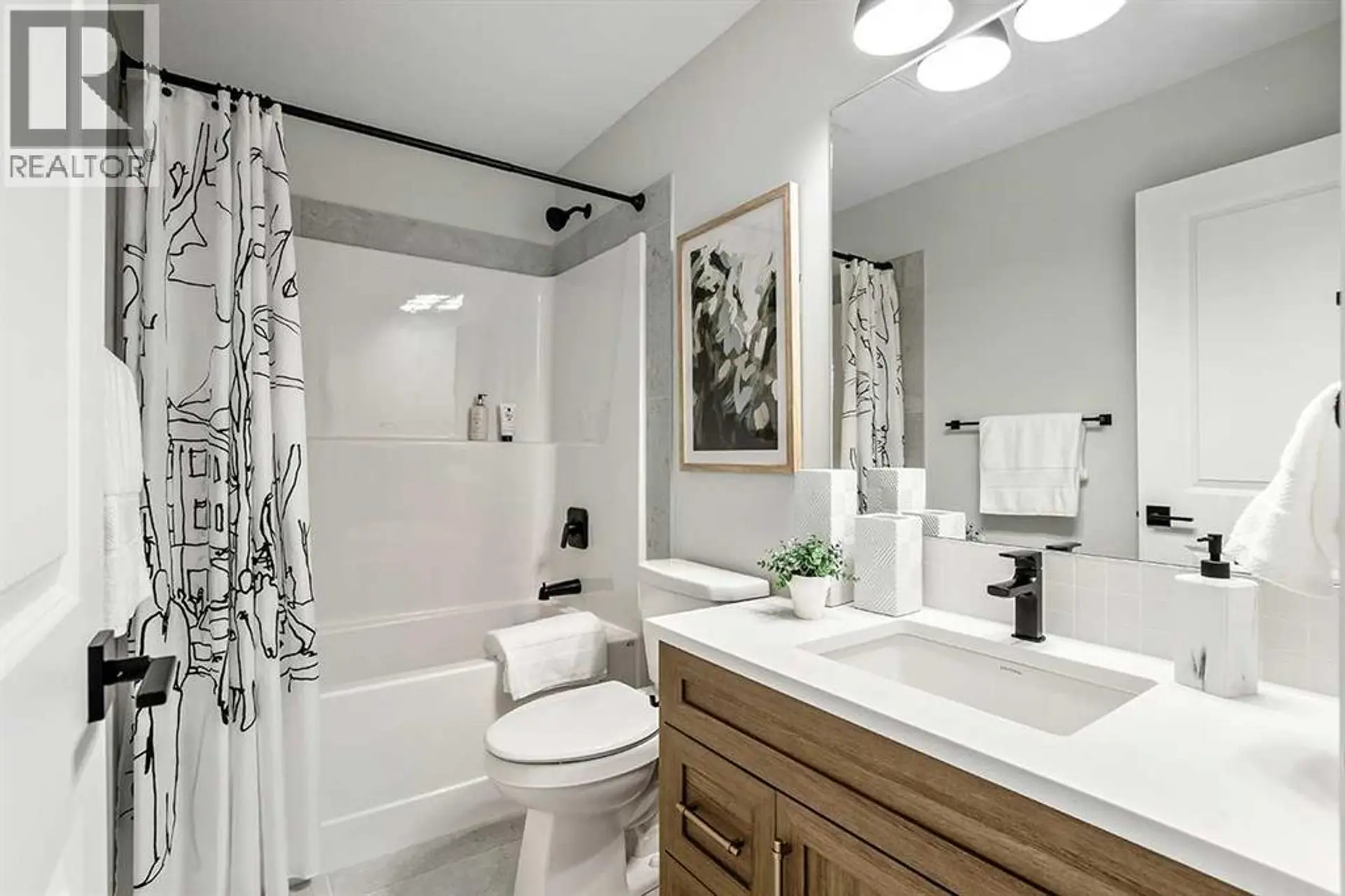 1277 Alpine Avenue SW - Image 10
