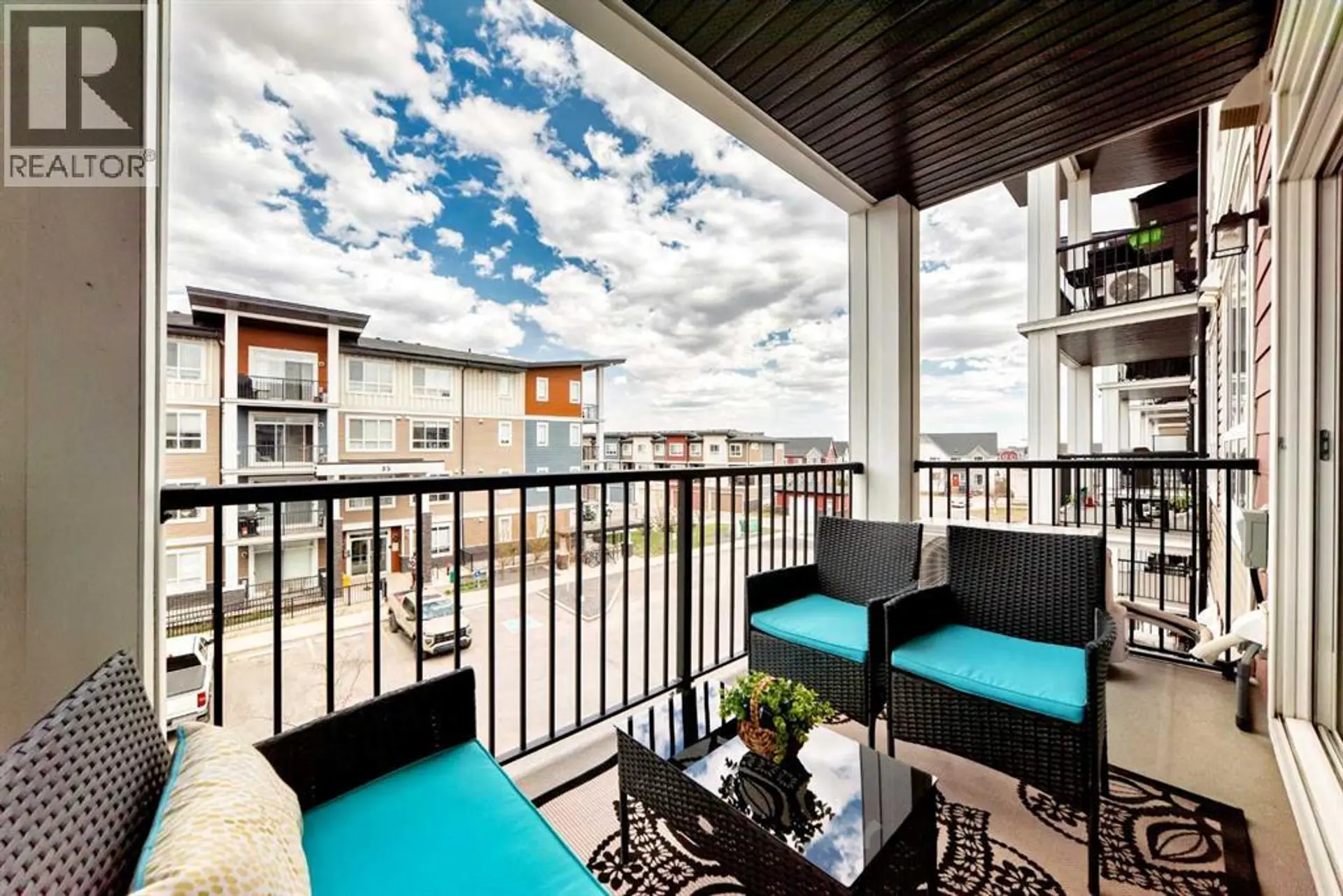 #311 40 Walgrove  SE - Image 9