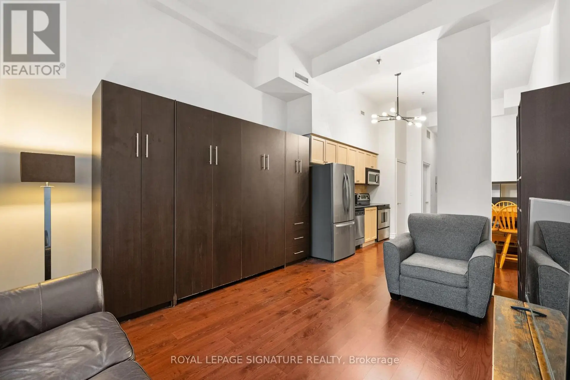 #303 73 RICHMOND STREET W - Image 8