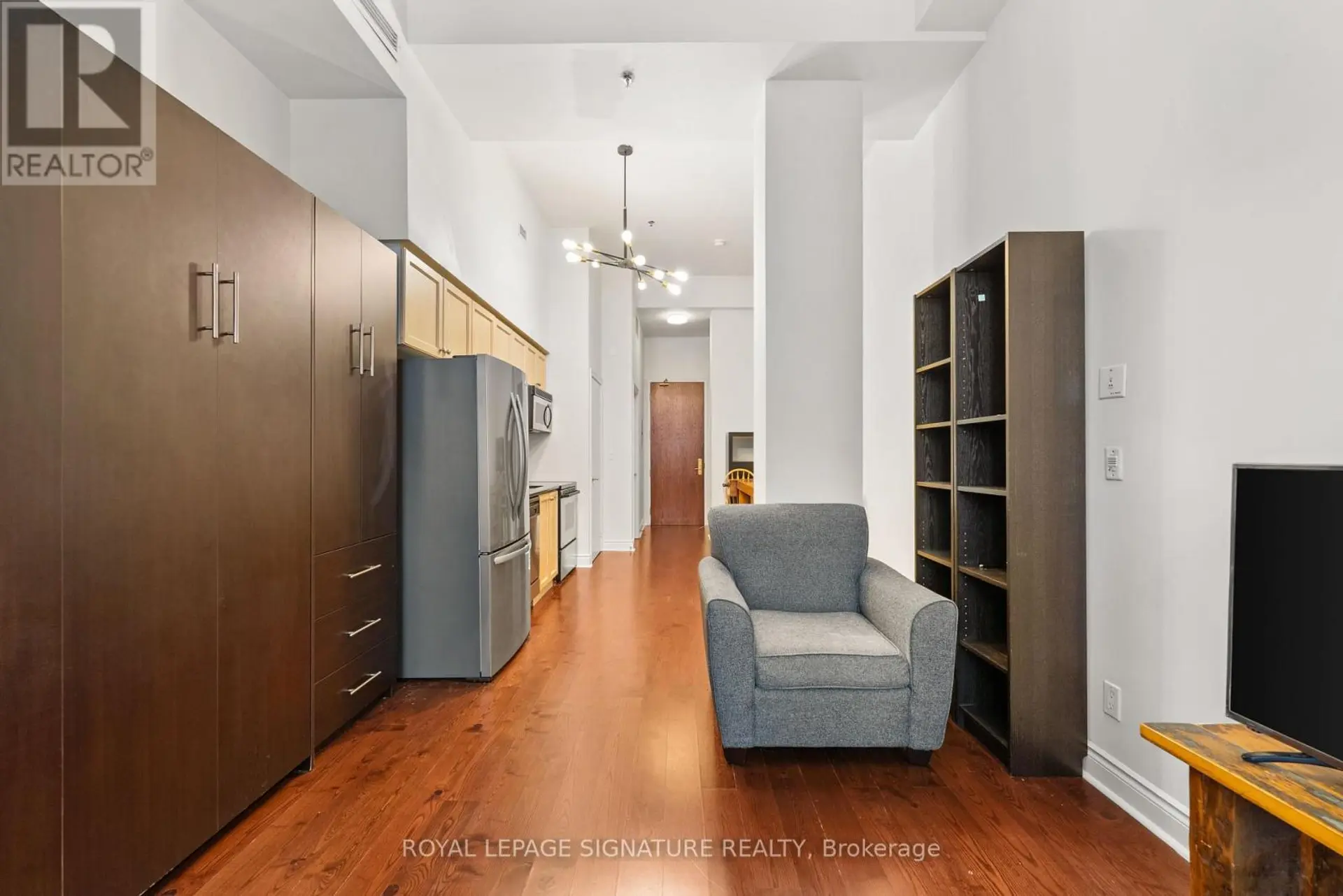 #303 73 RICHMOND STREET W - Image 9