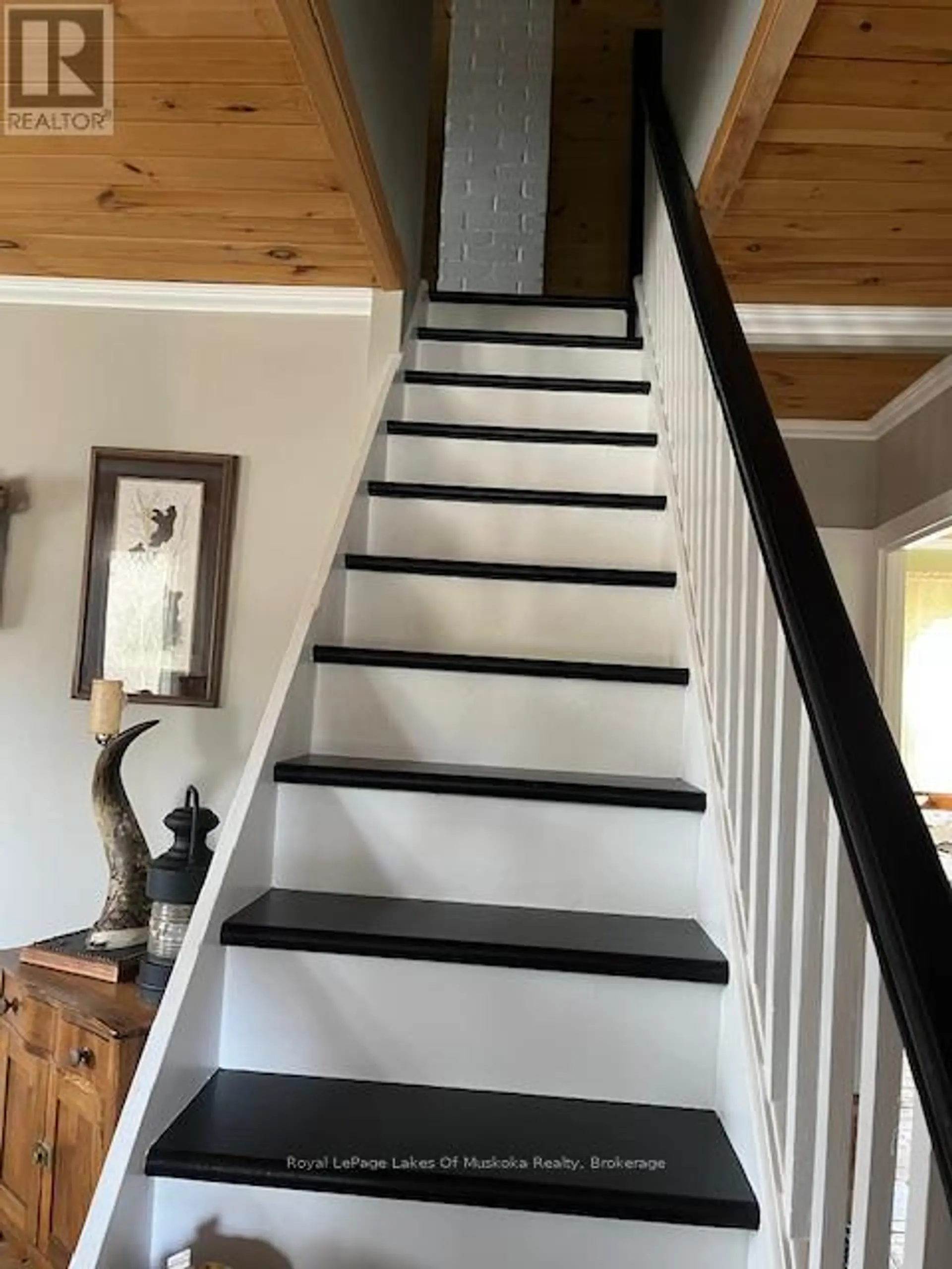 319 ONTARIO STREET - Image 11