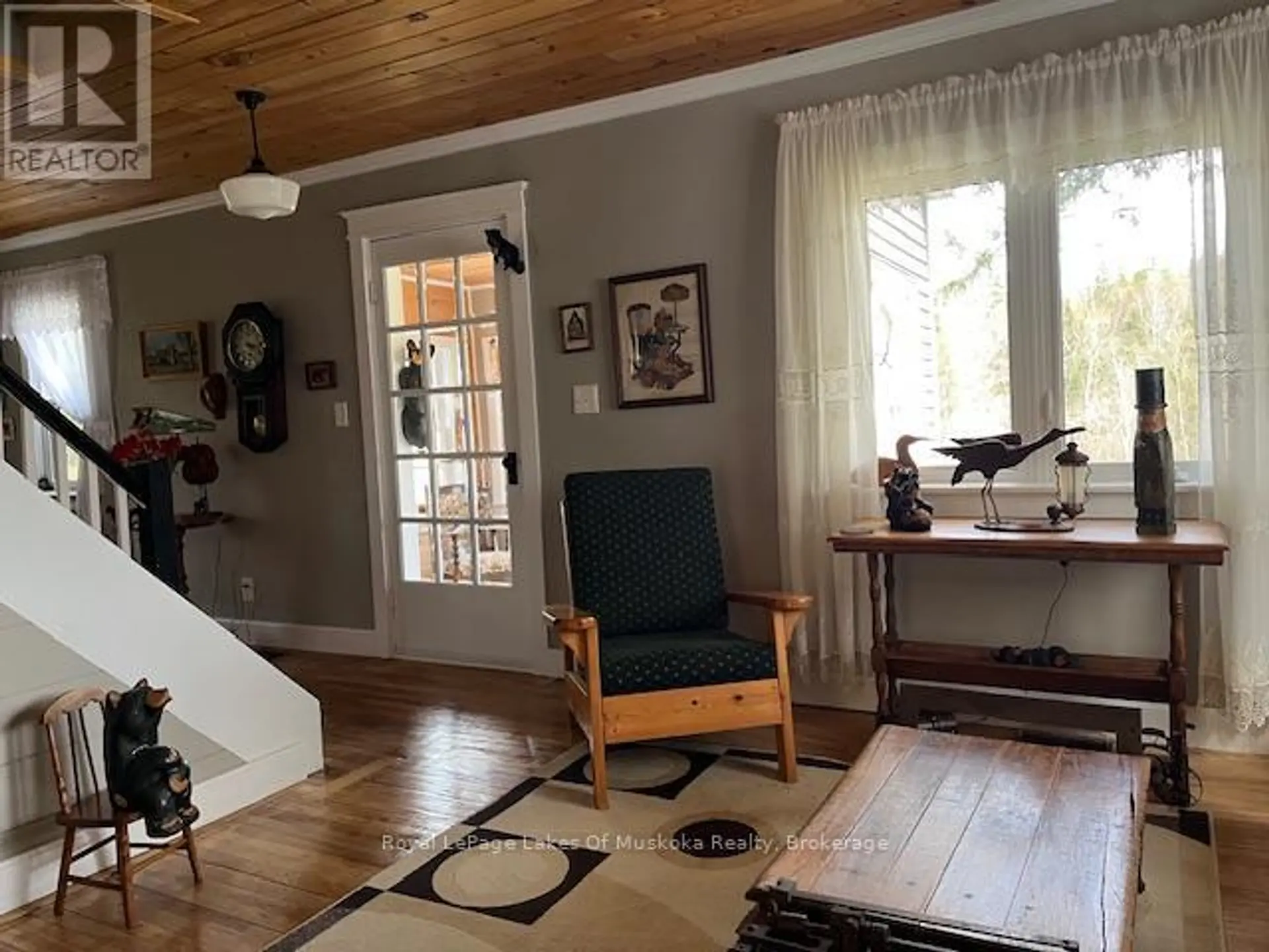 319 ONTARIO STREET - Image 12