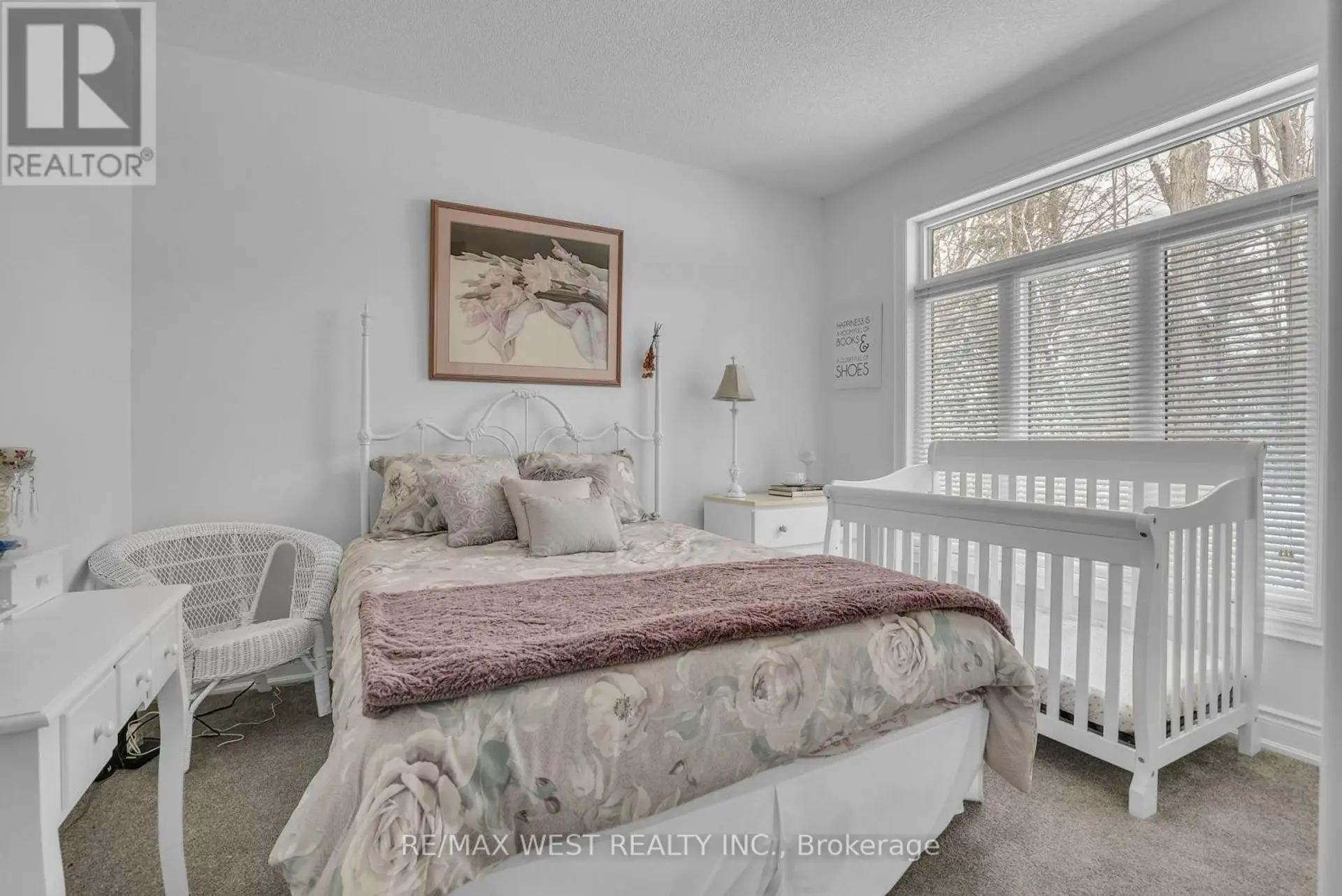 2 SYCAMORE CIRCLE - Image 8