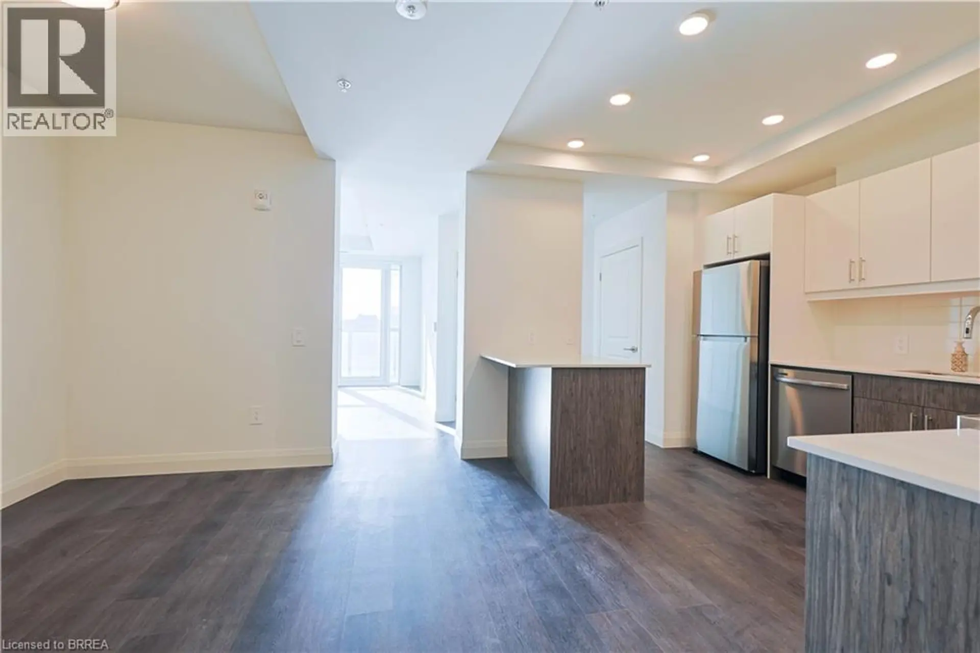 #215 1333 WEBER Street E - Image 3