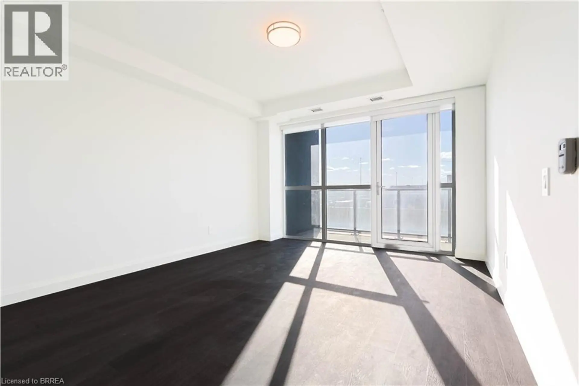 #215 1333 WEBER Street E - Image 7