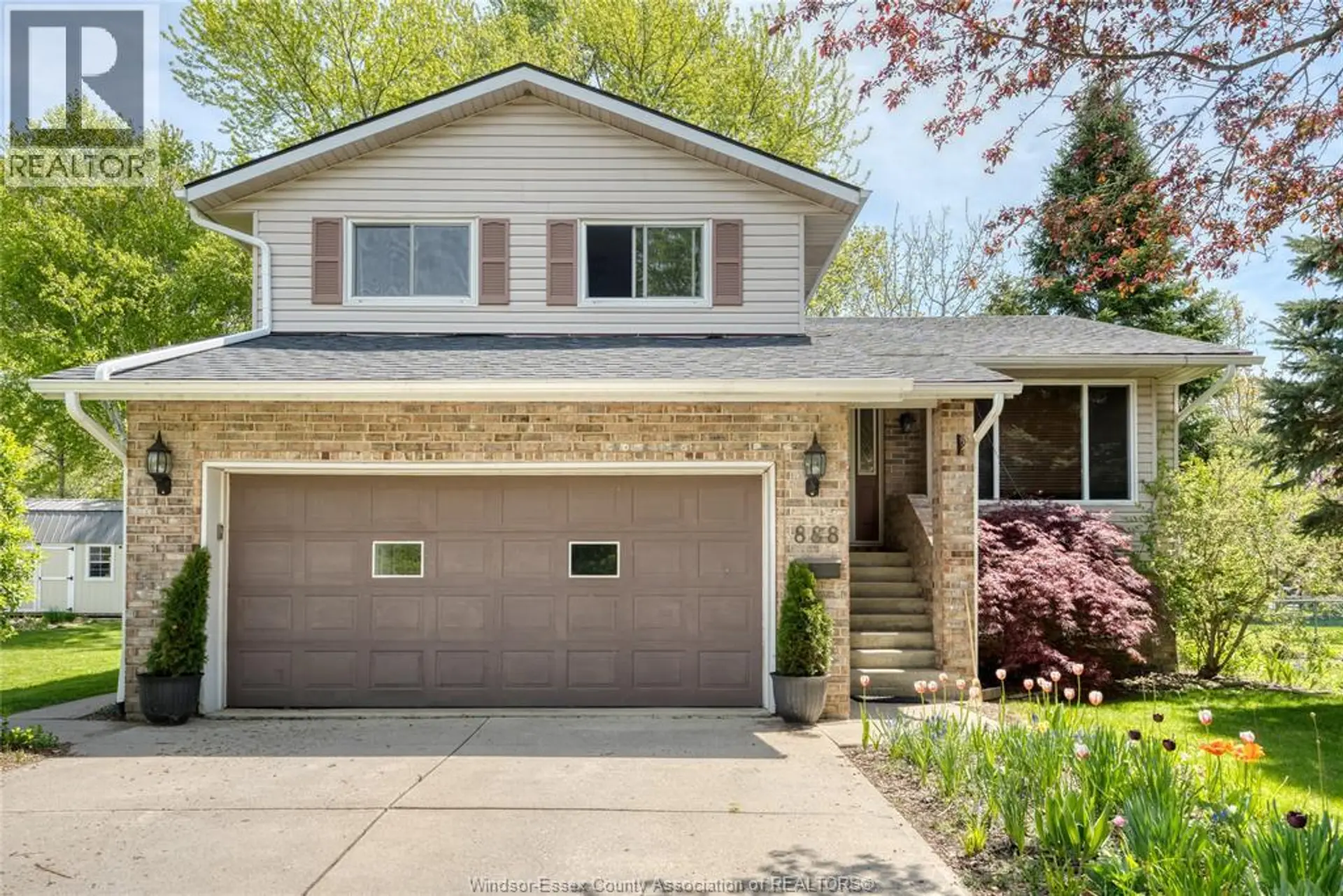 888 BAYVIEW - Image 1