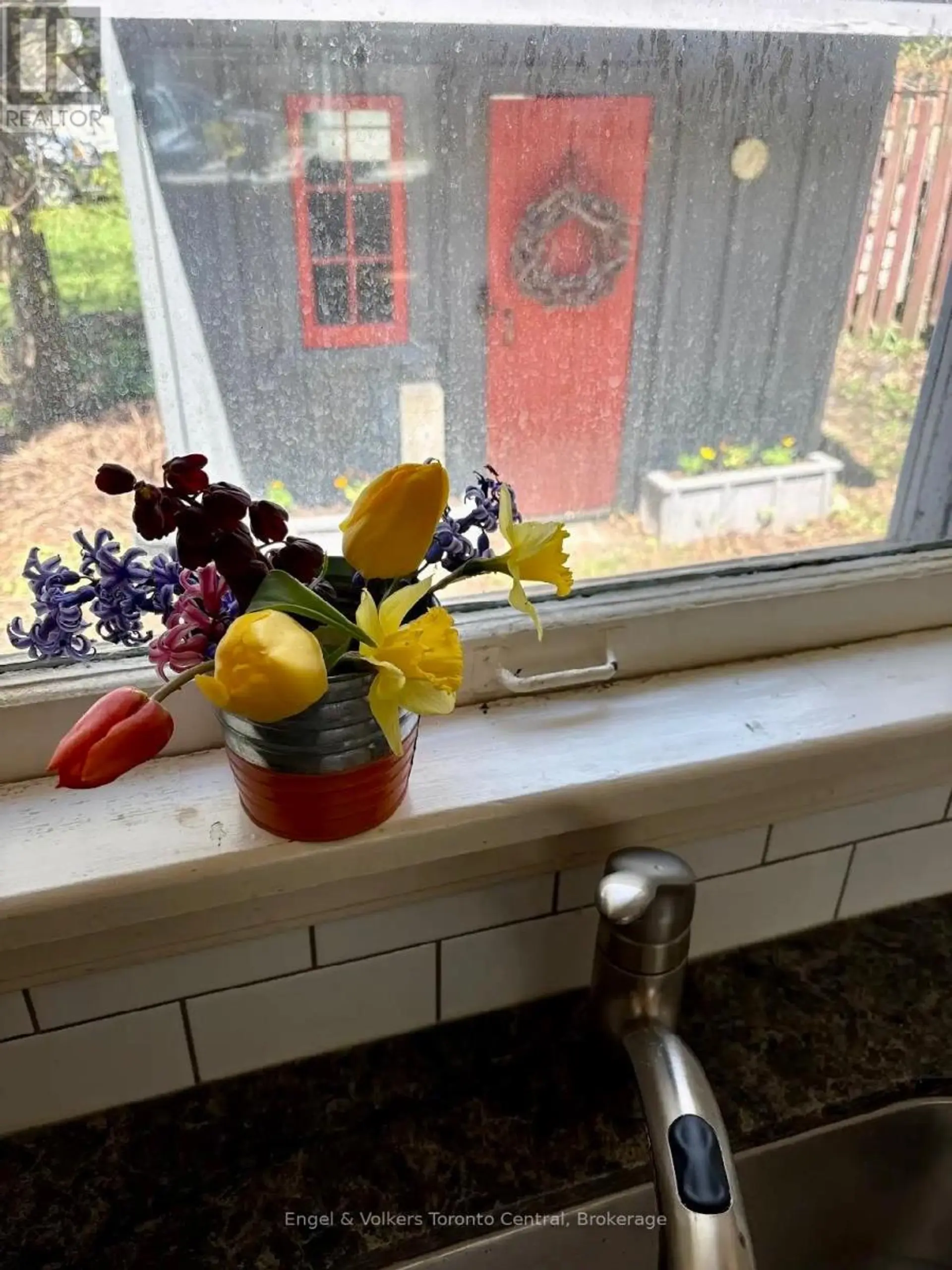 48 BERRY STREET - Image 3
