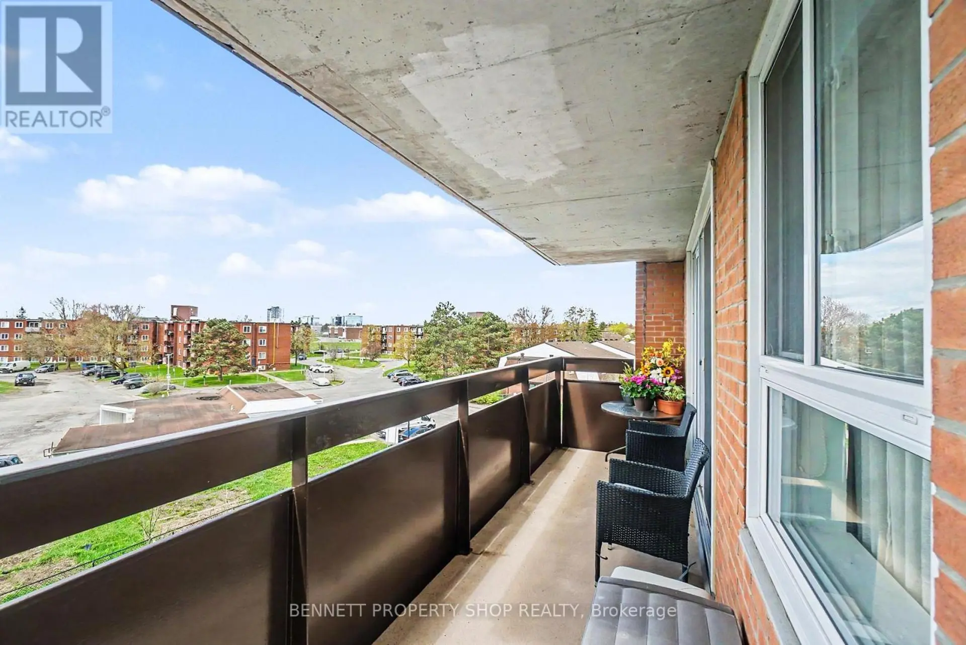 #410 2000 JASMINE CRESCENT - Image 13