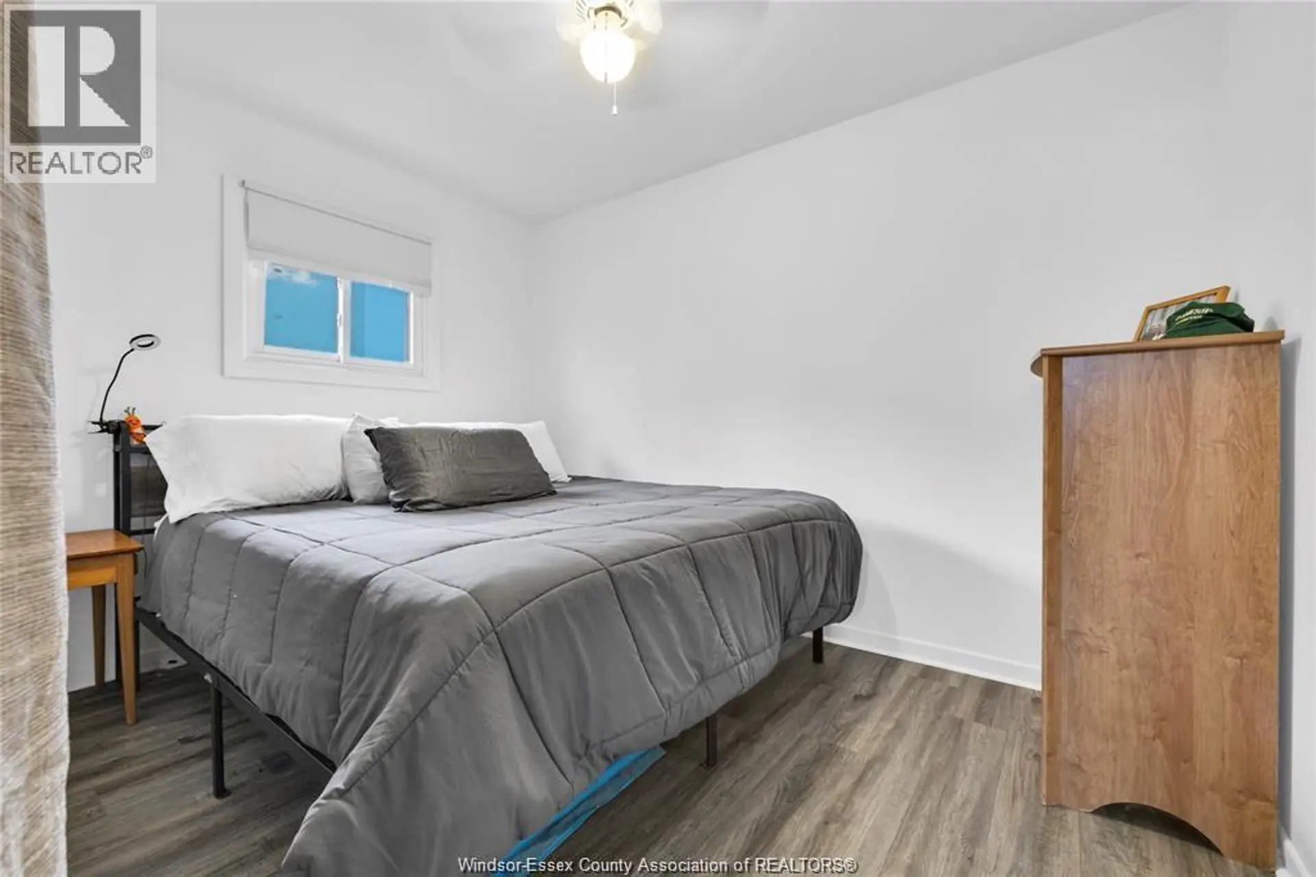 329 PARKSIDE DRIVE - Image 7