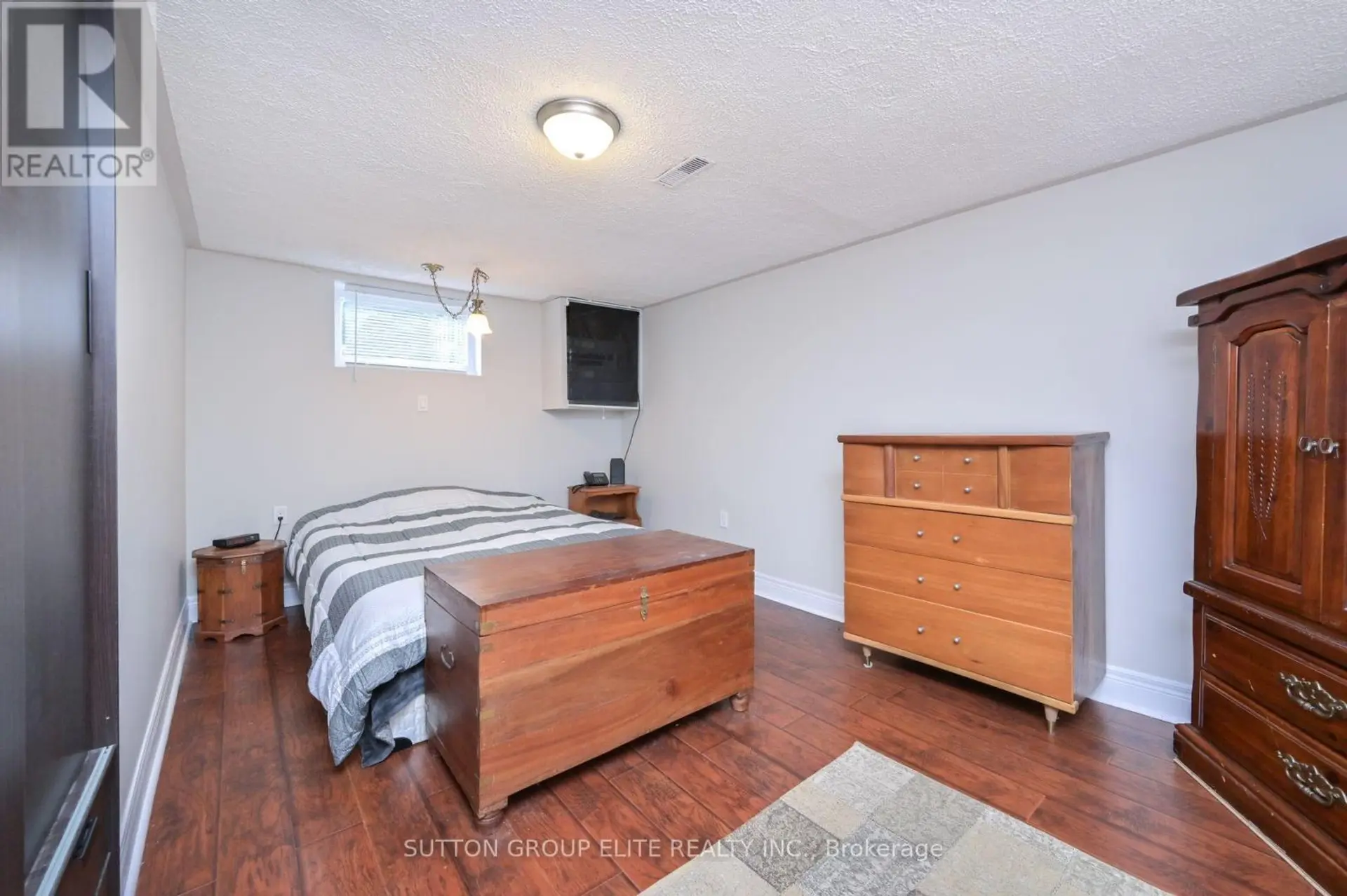1238 CLAREDALE ROAD - Image 12