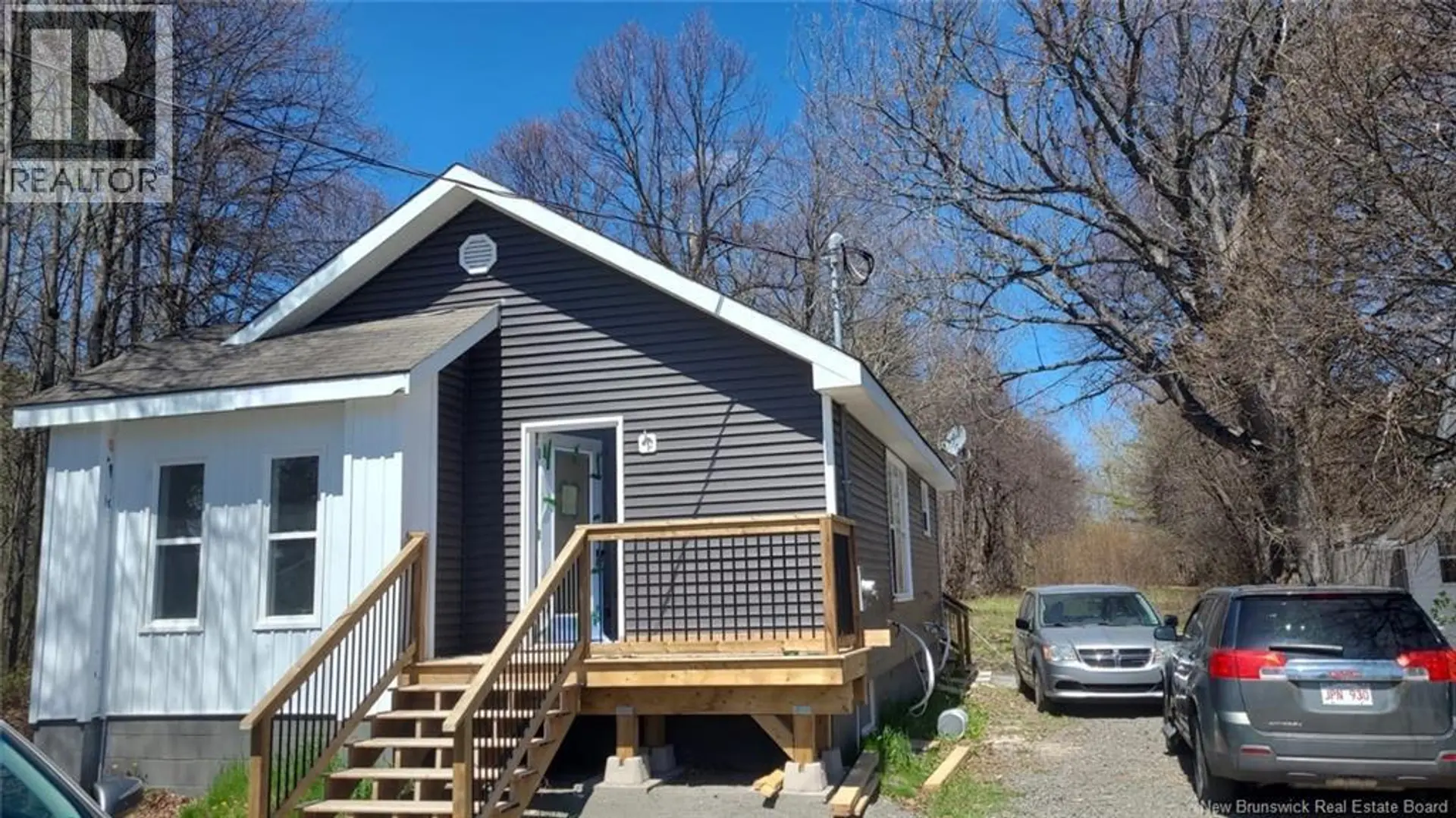 73 Salisbury Road - Image 1