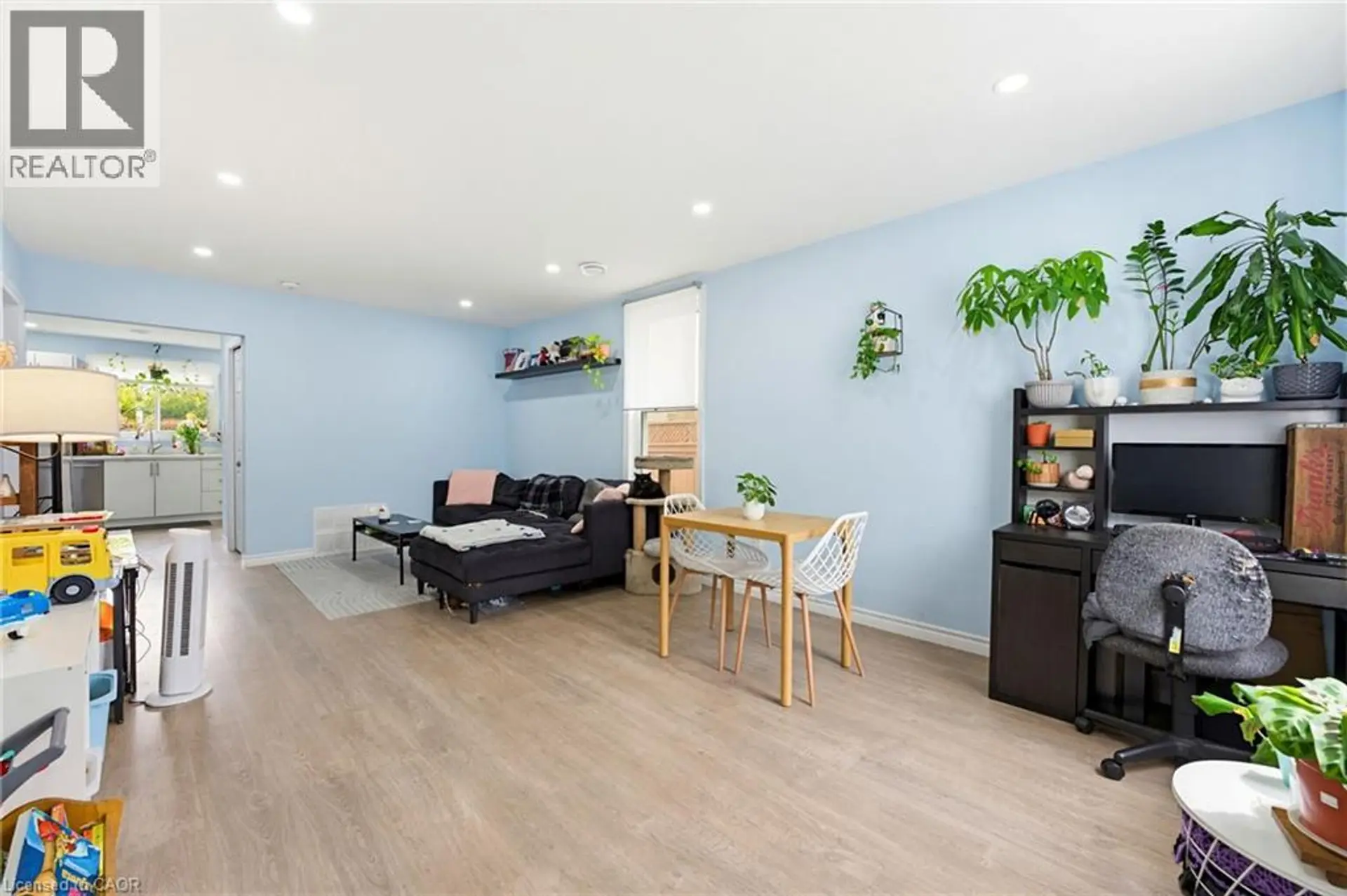 291 PARK Avenue - Image 5