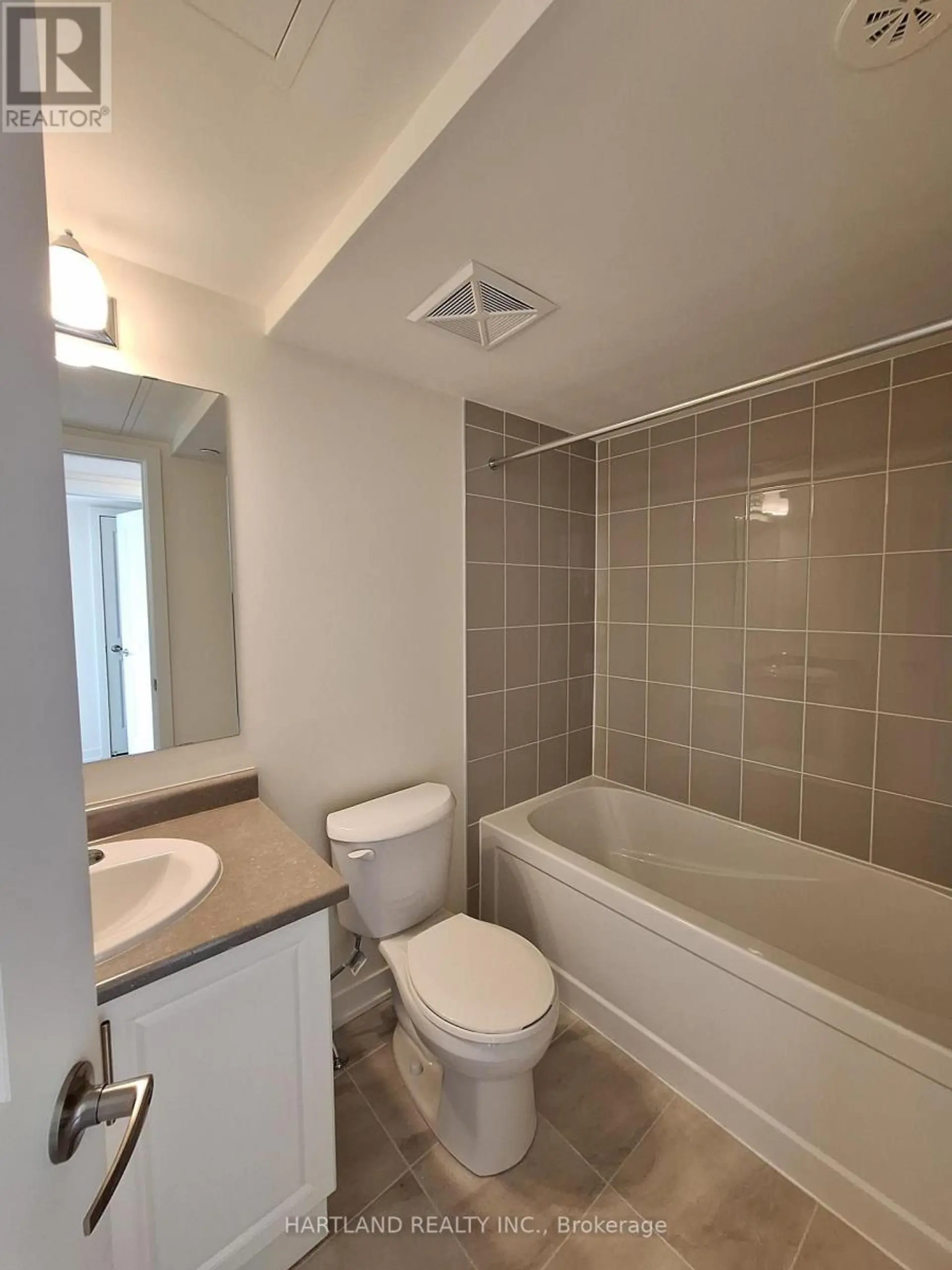 #304 1695 DERSAN STREET - Image 8