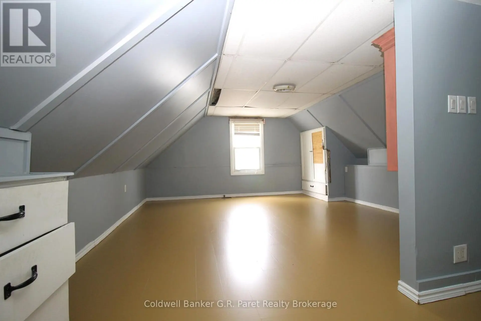 15 WAWA STREET - Image 10