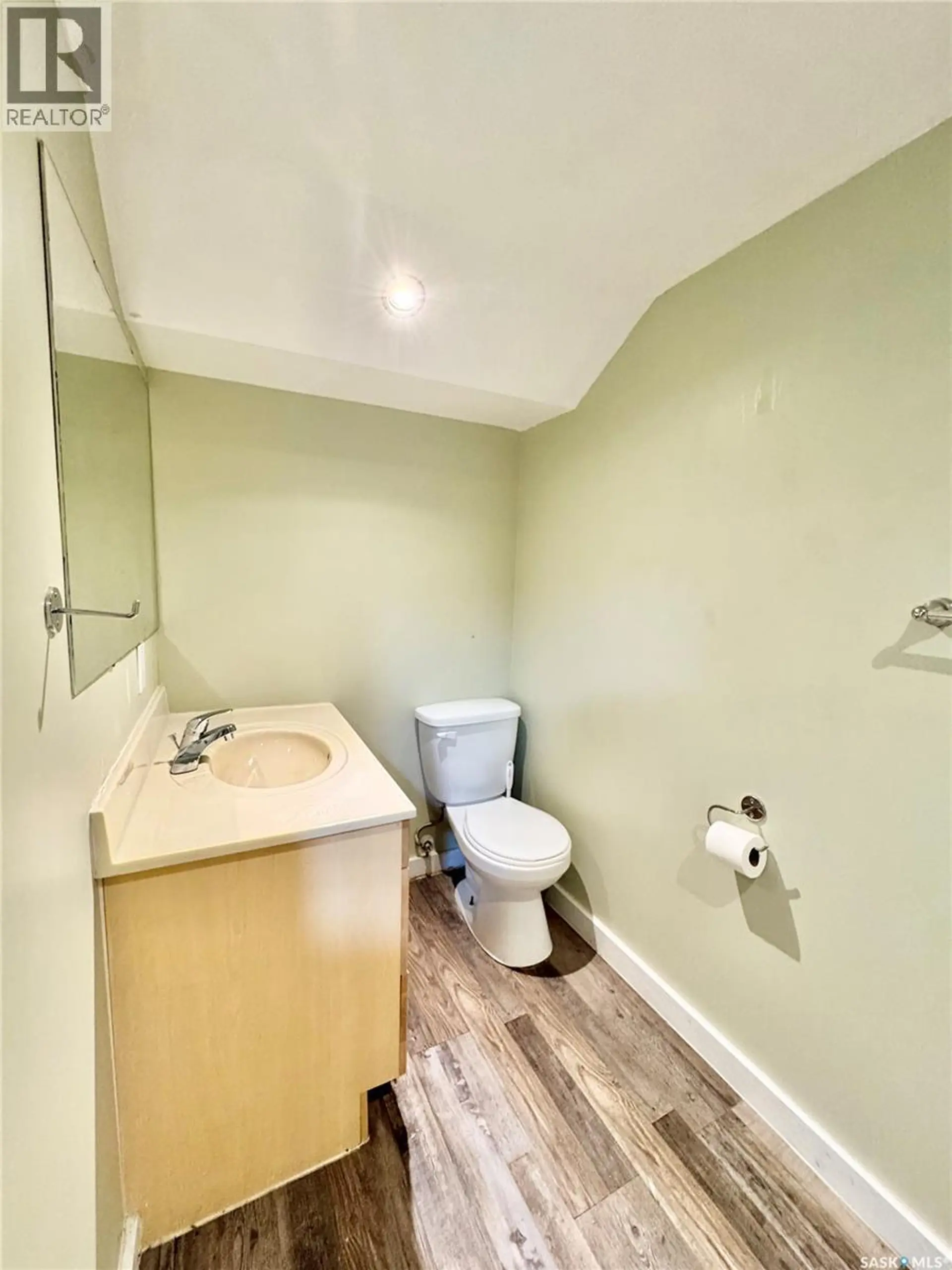 1467 15th STREET W - Image 16