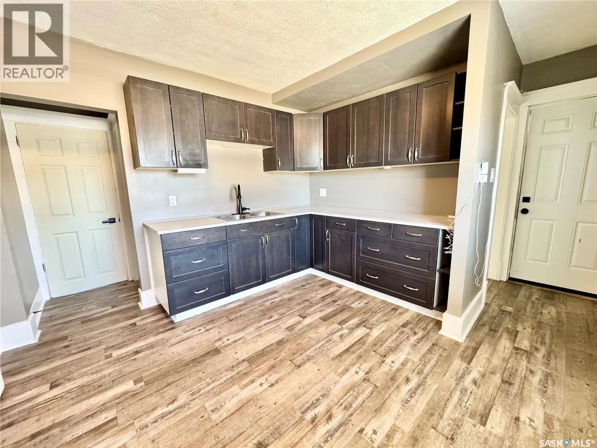 1467 15th STREET W - Image 2