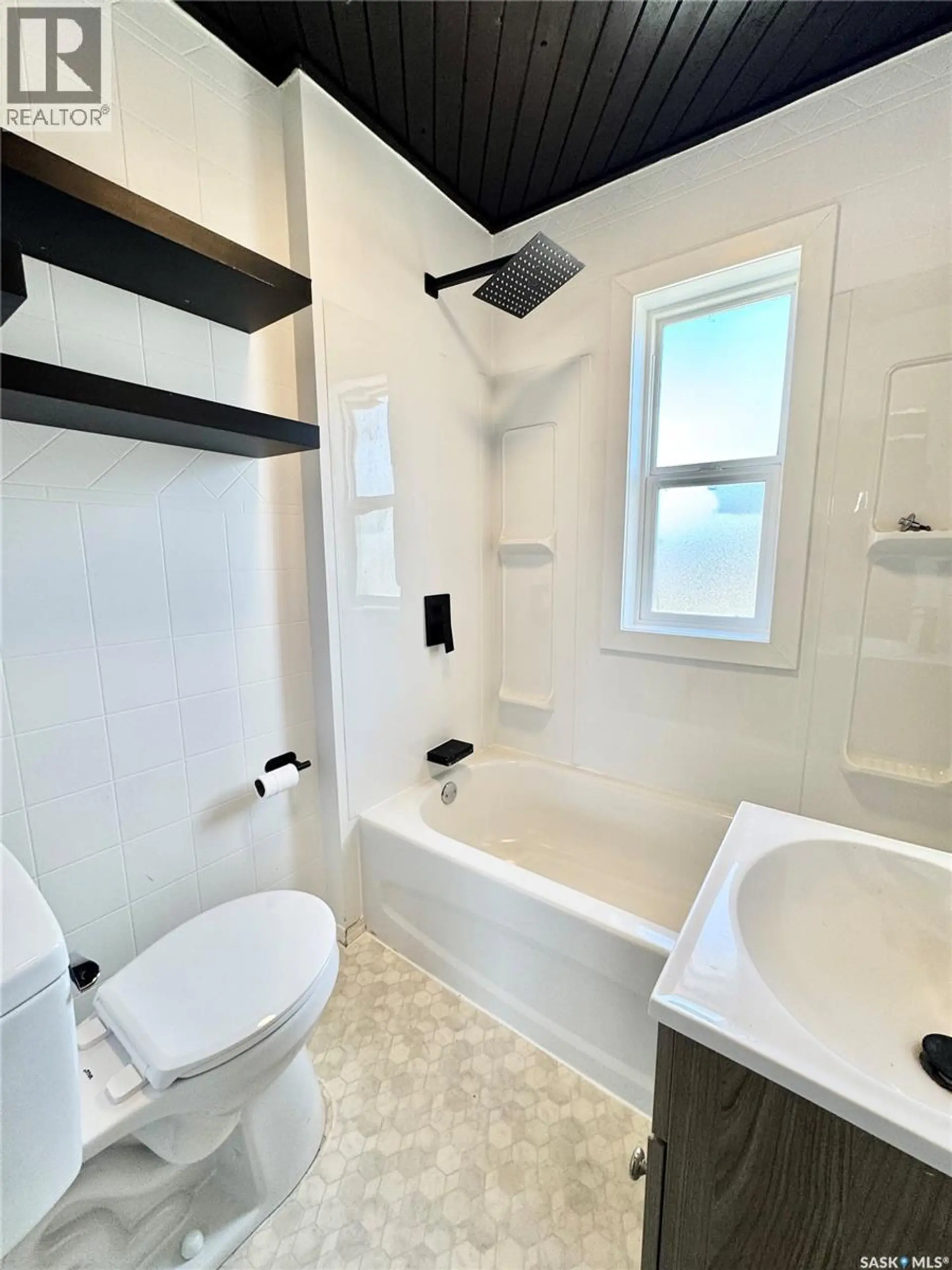 1467 15th STREET W - Image 11