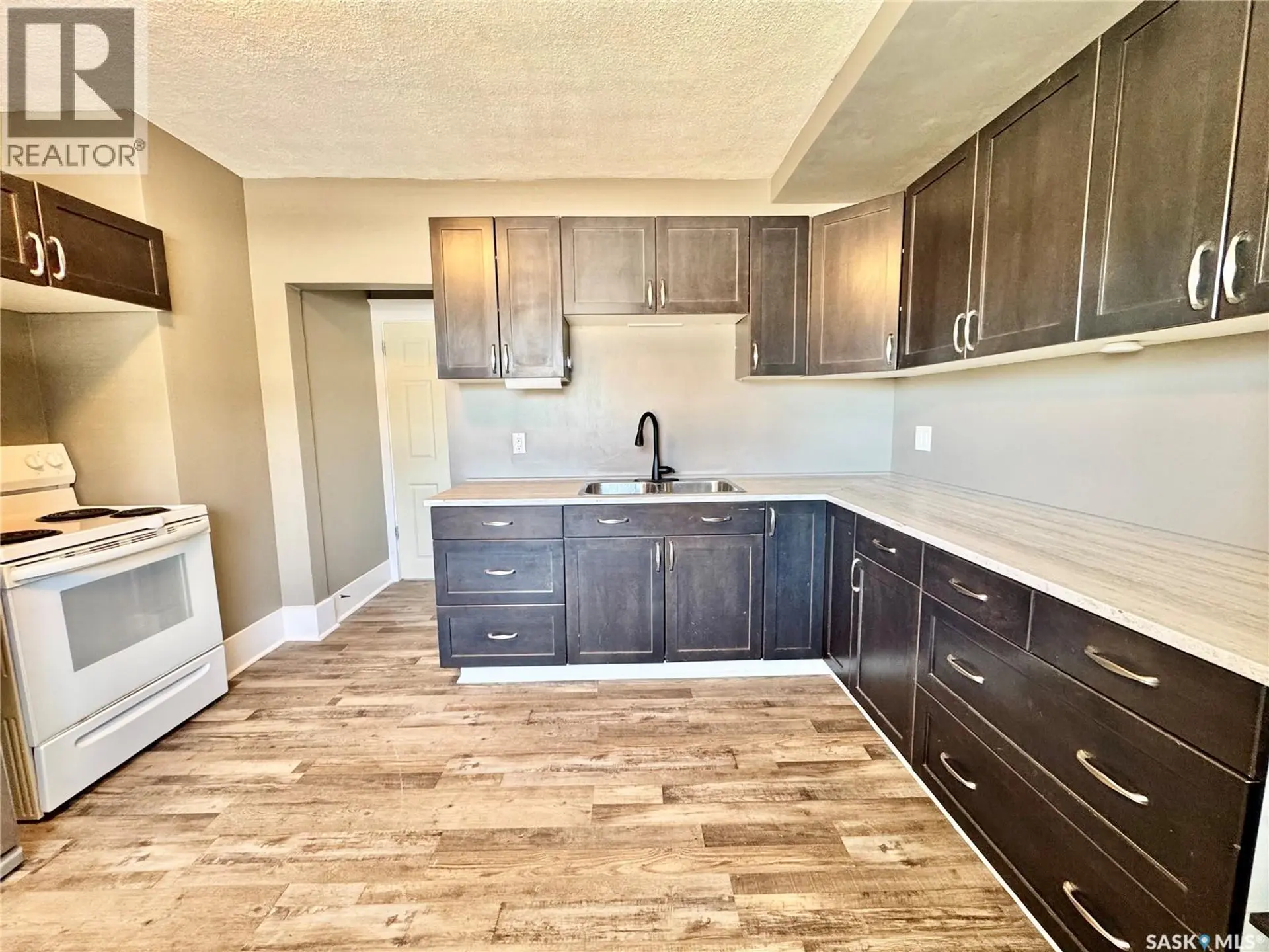 1467 15th STREET W - Image 3