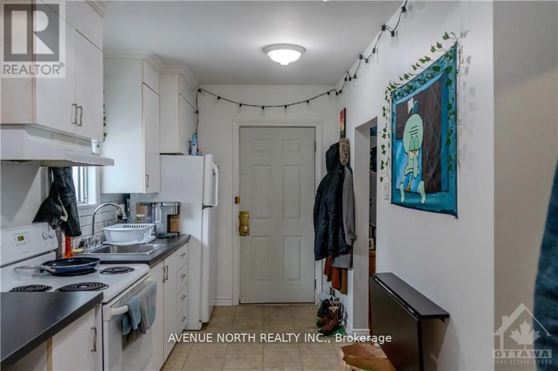 216 HANNAH STREET - Image 13