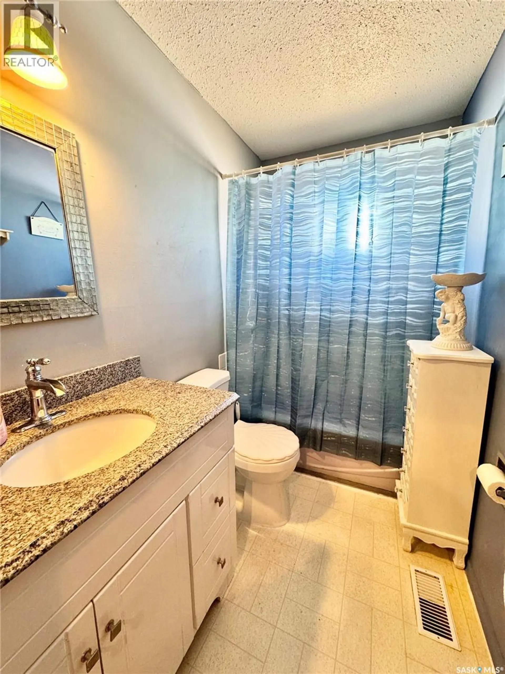 586 Laurier DRIVE - Image 9