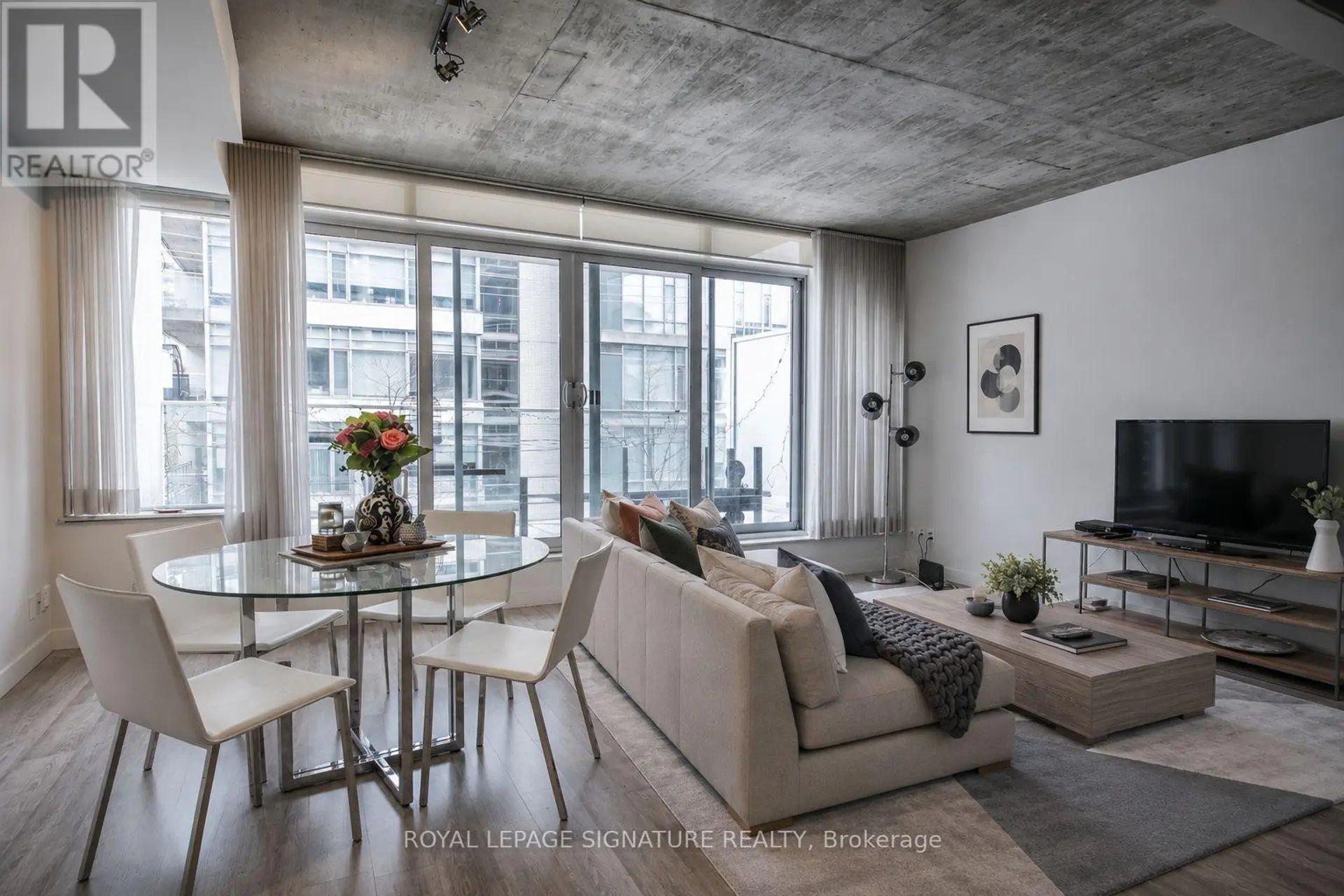 #306 75 PORTLAND STREET - Image 3