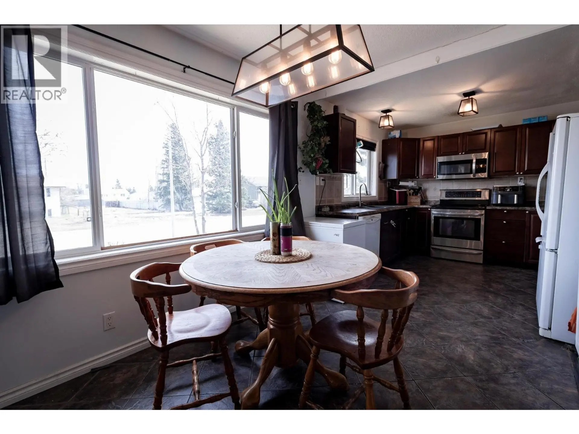 9016 77 STREET - Image 5