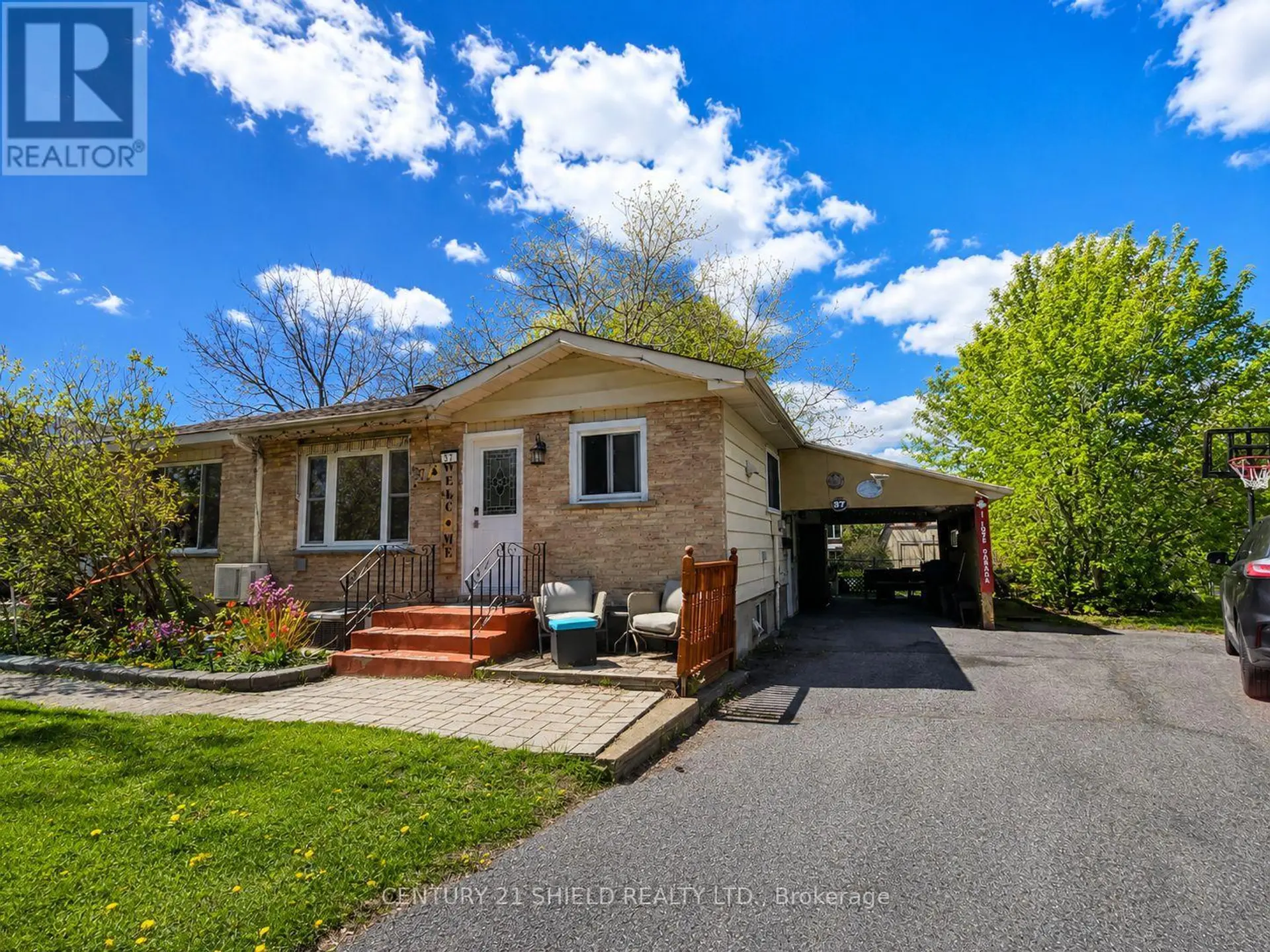 37 KINGSLEA CRESCENT - Image 1