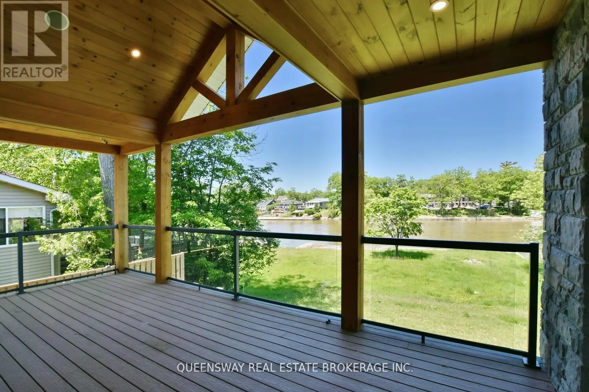 1852 RIVER ROAD W - Image 13