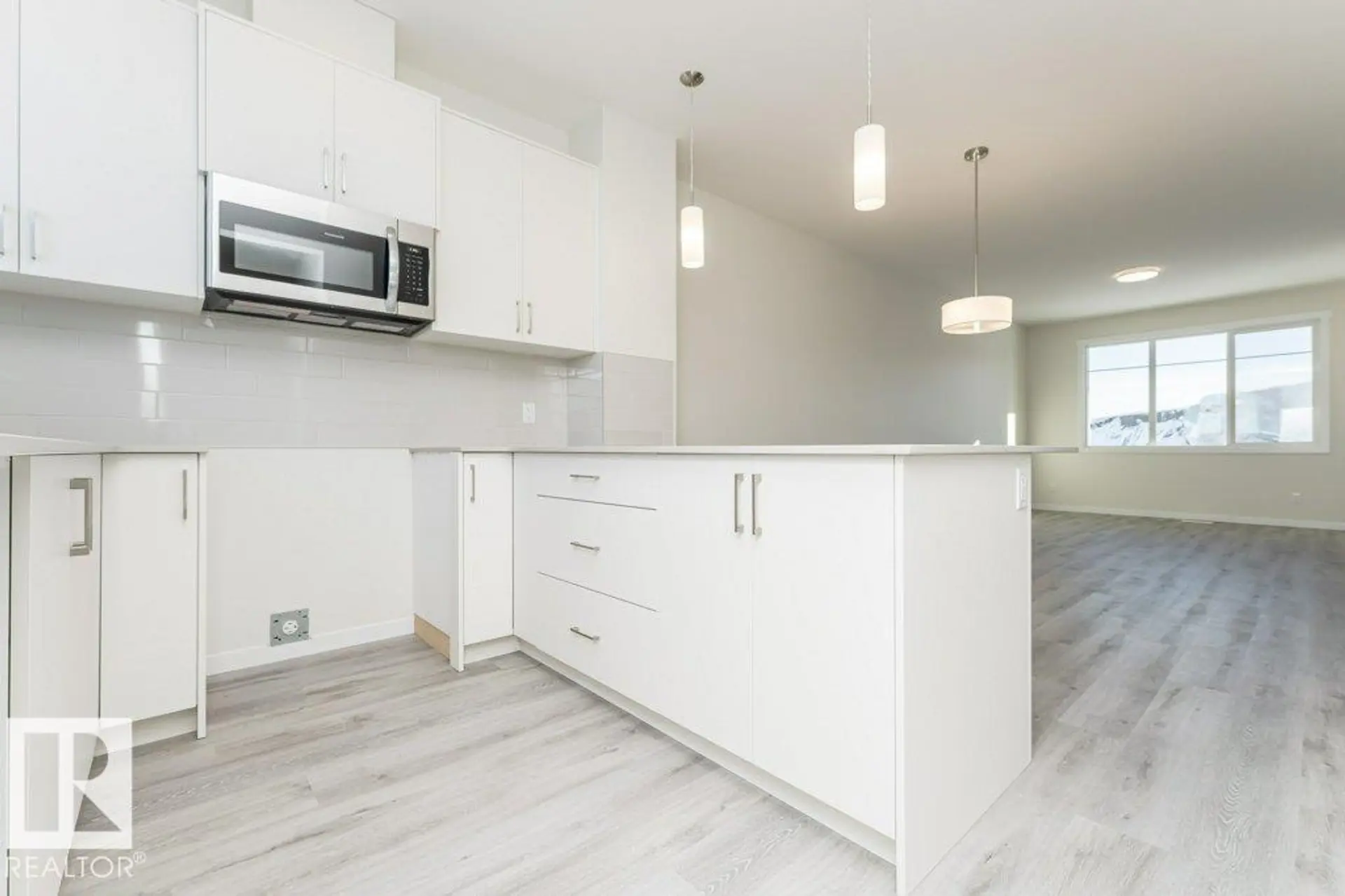 3896 Wren CR NW - Image 4