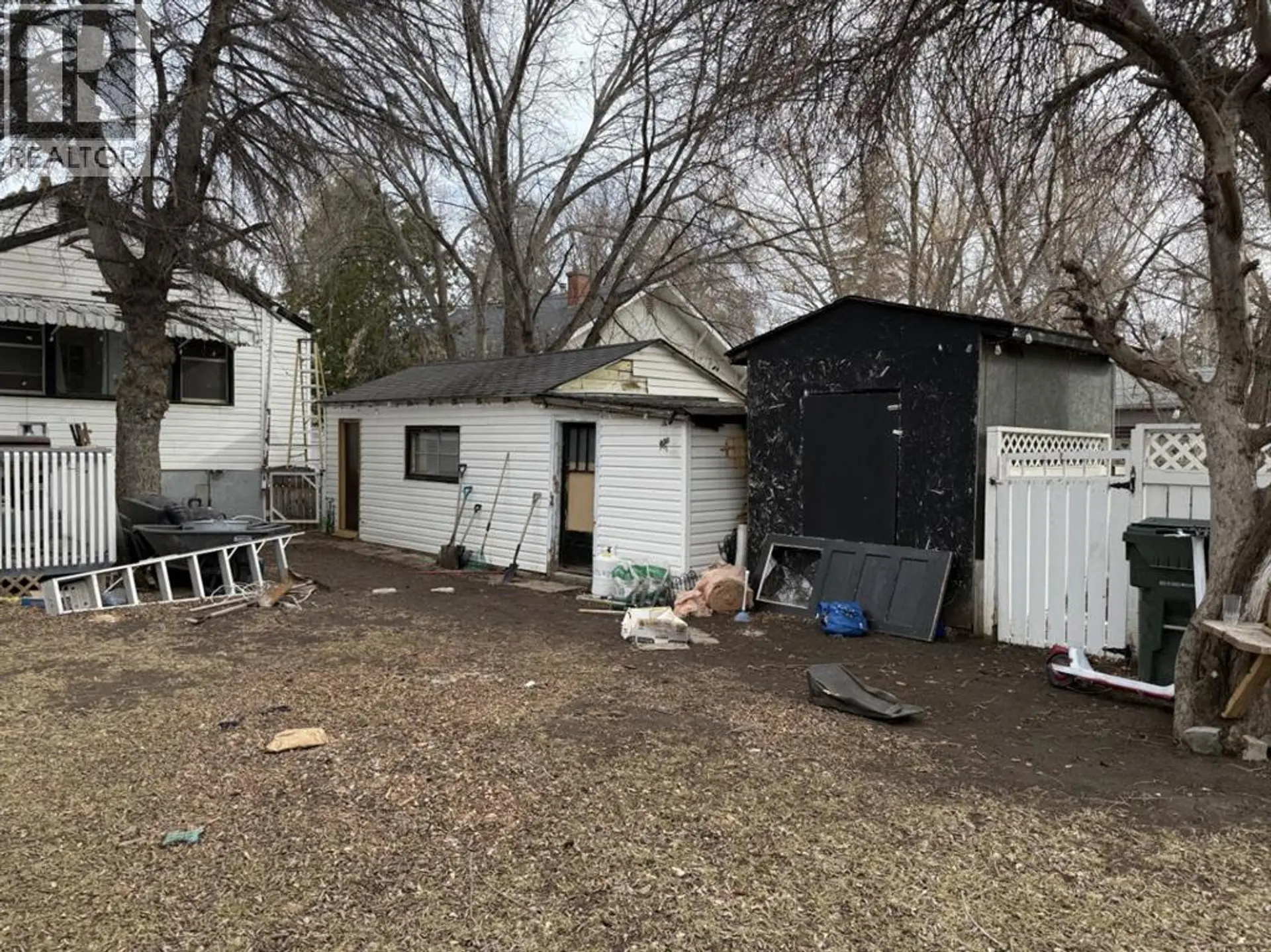 319 7 Street SE - Image 7