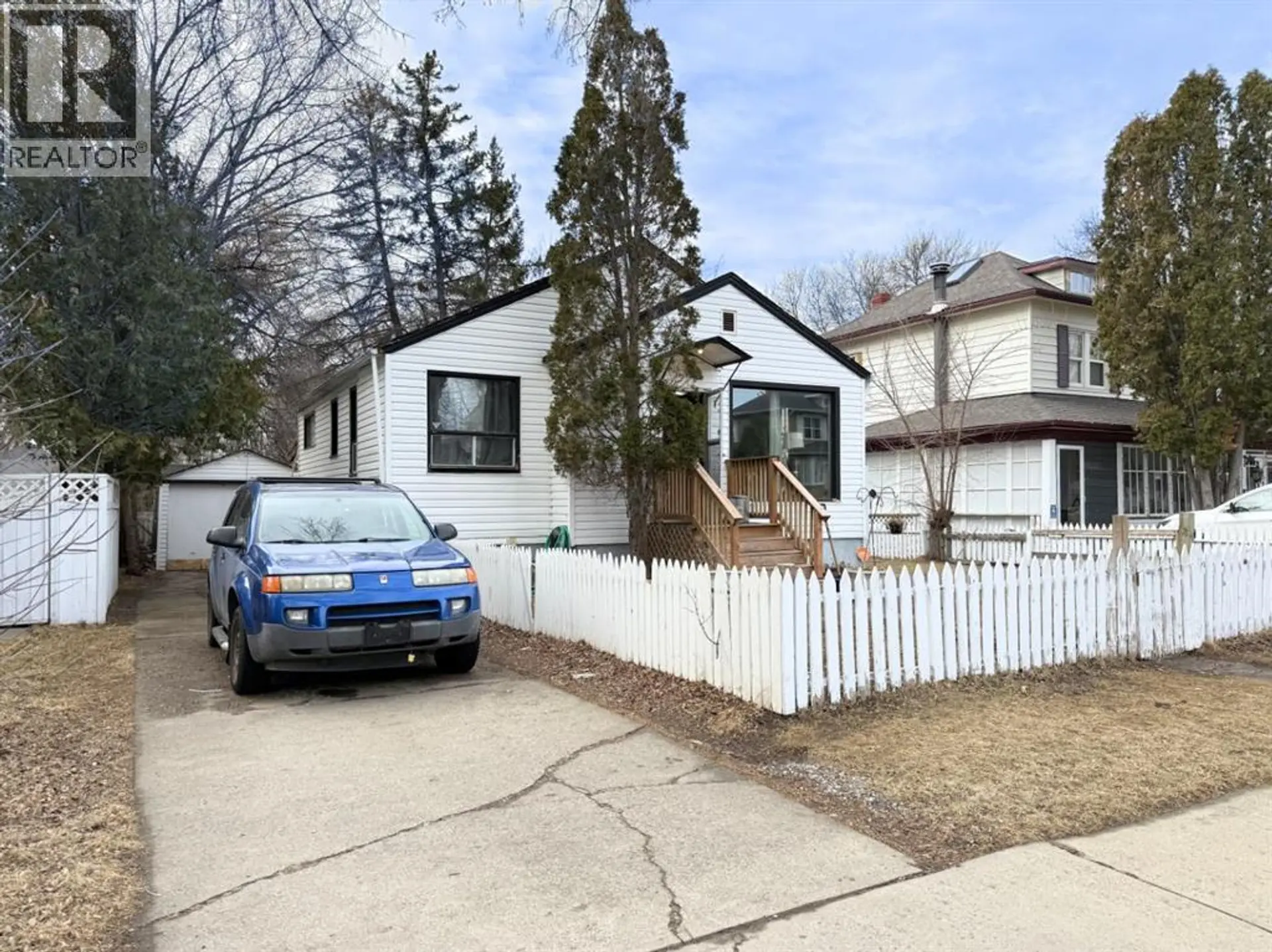319 7 Street SE - Image 2