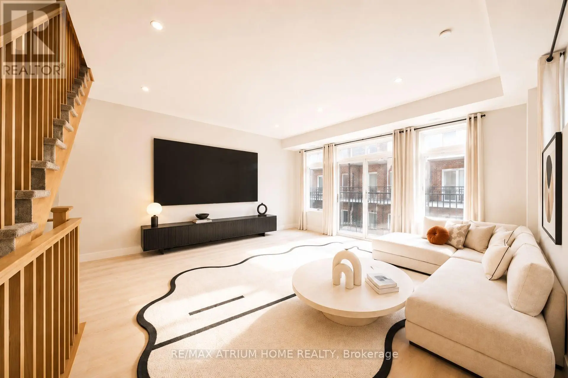 1 SISSONS WAY - Image 4