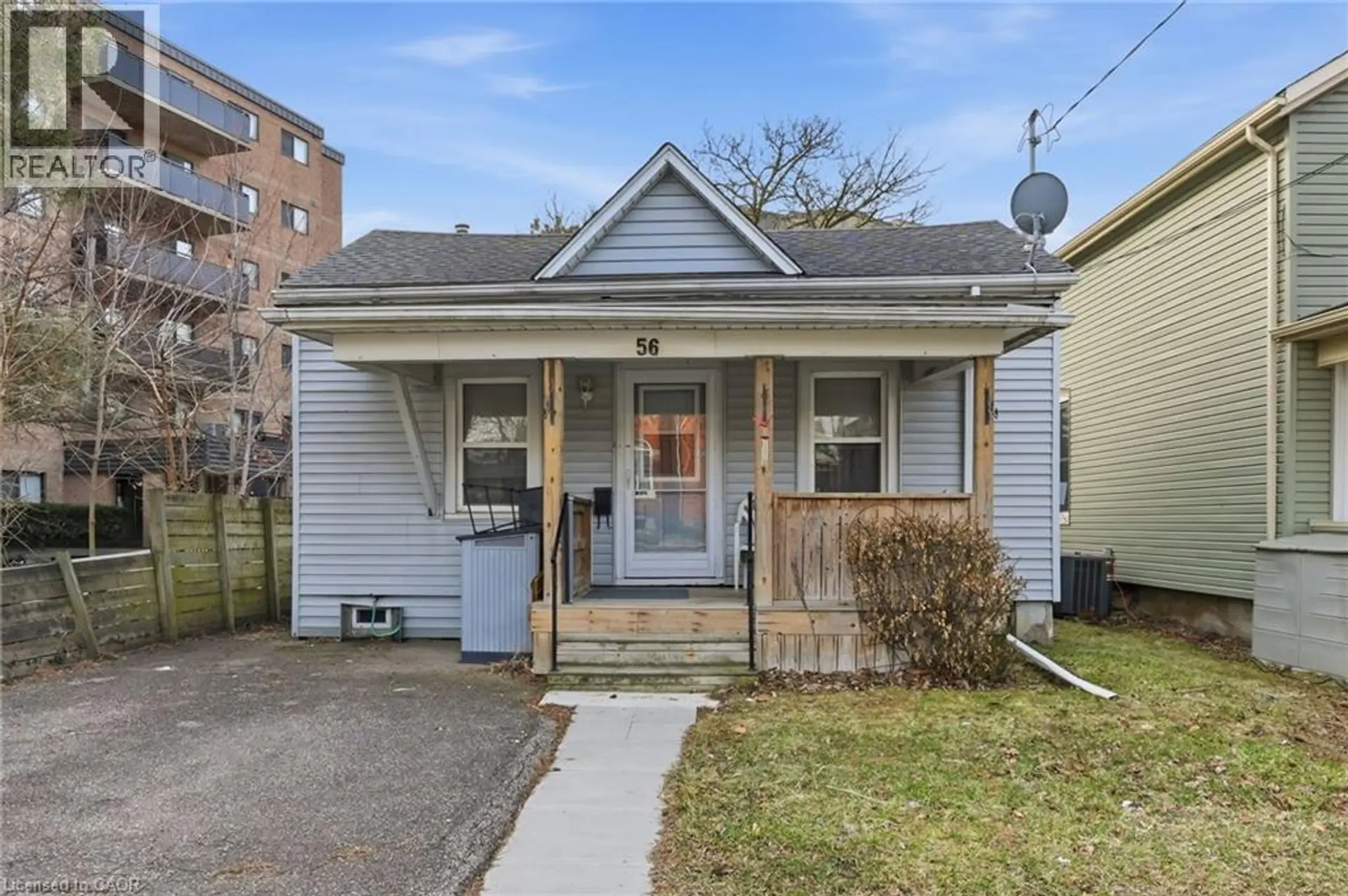 56 WELLAND Avenue - Image 1