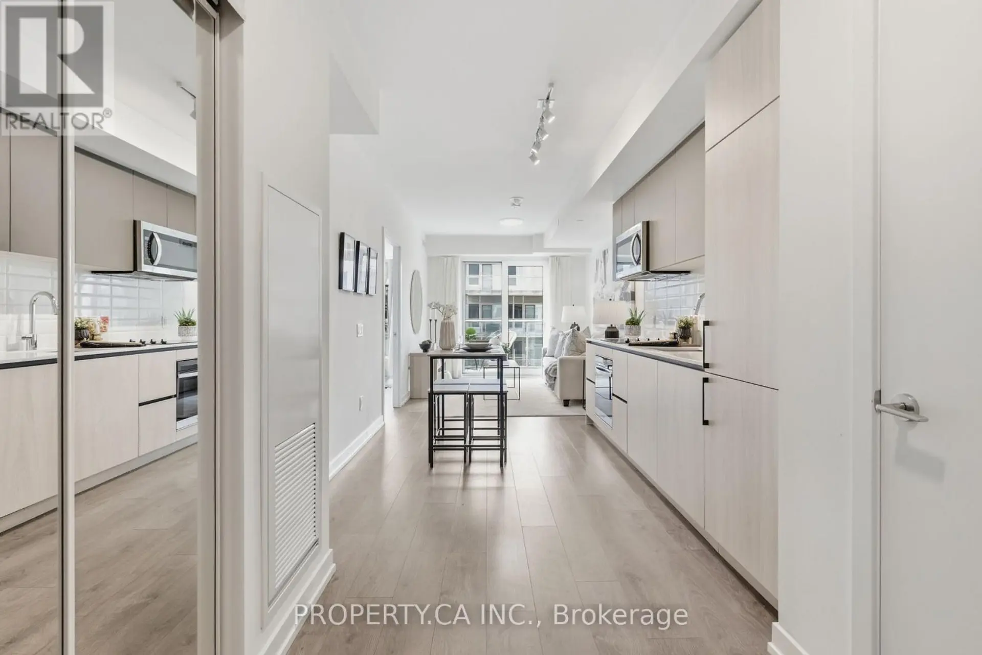 #719 150 LOGAN AVENUE - Image 5