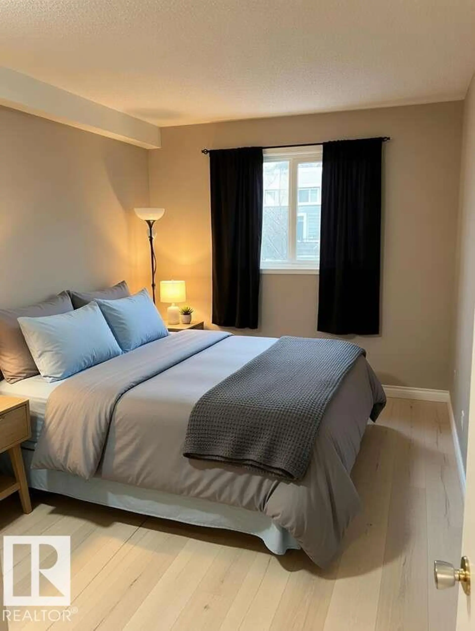 #B2 10620 104 ST NW - Image 8