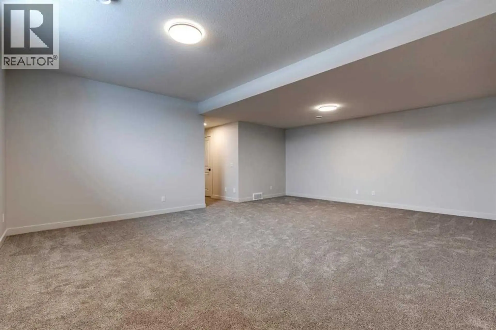 435 Rivercrest Road - Image 14