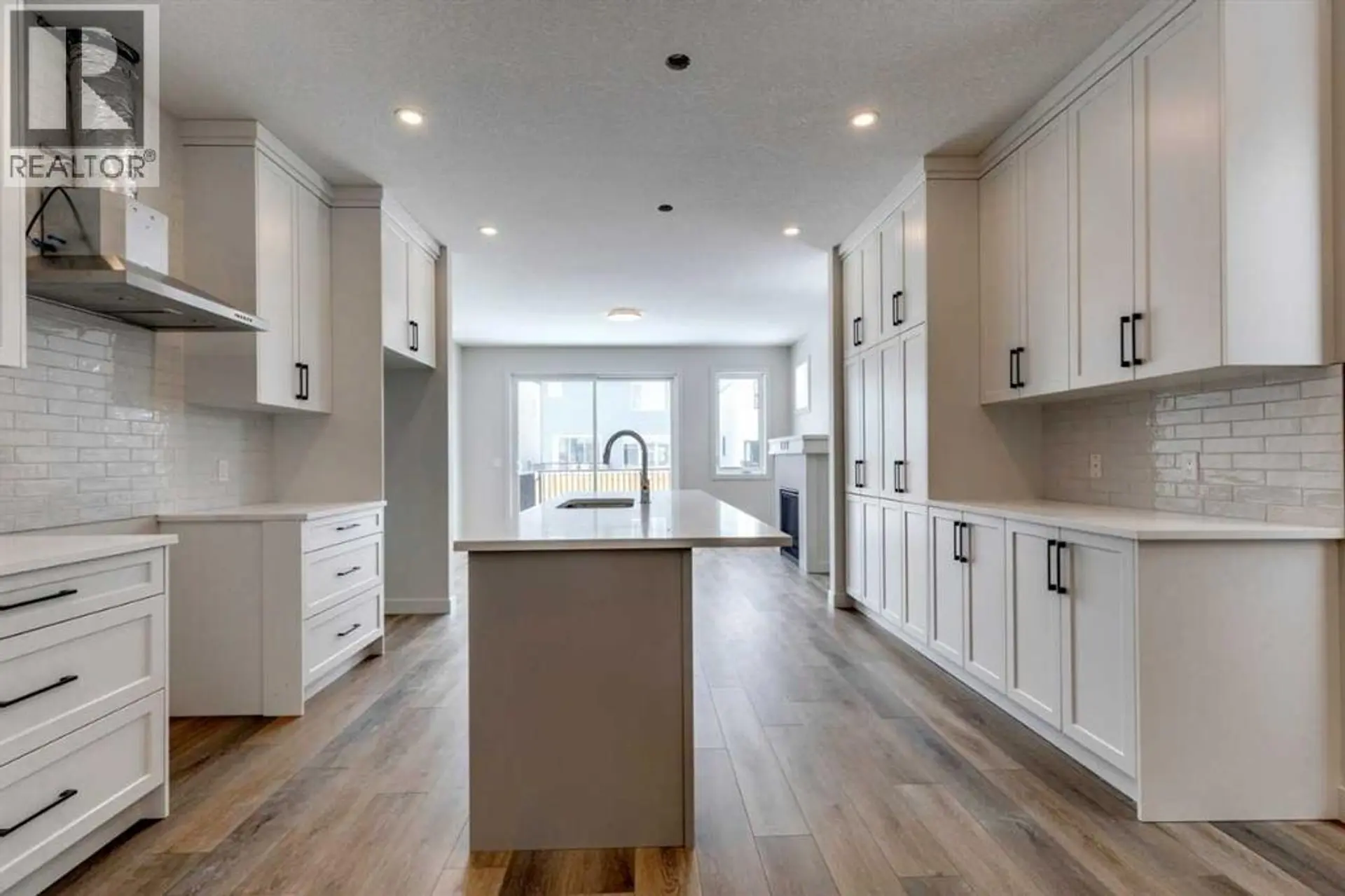435 Rivercrest Road - Image 3