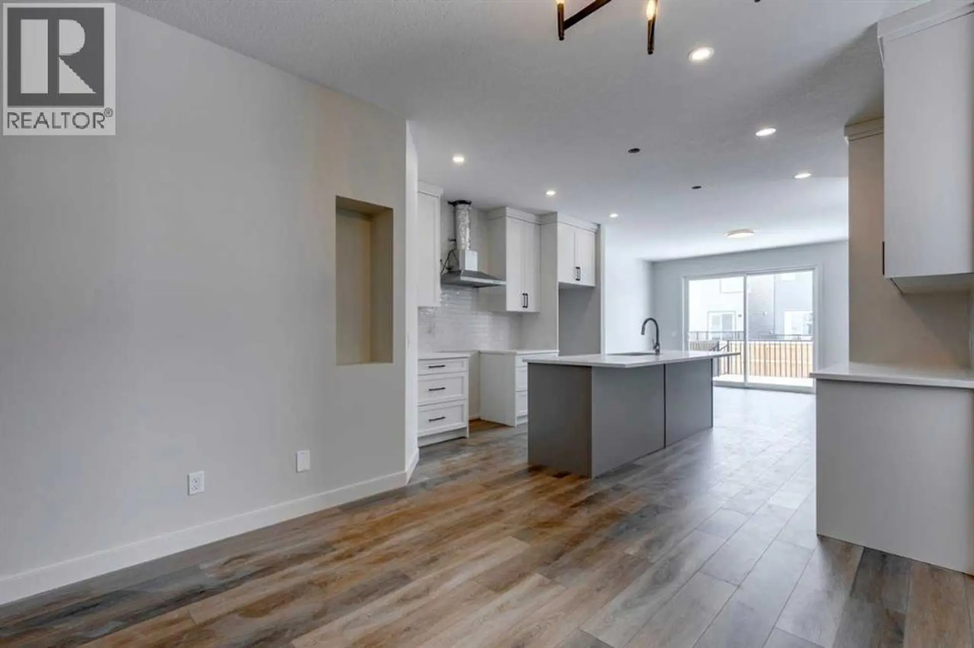 435 Rivercrest Road - Image 4