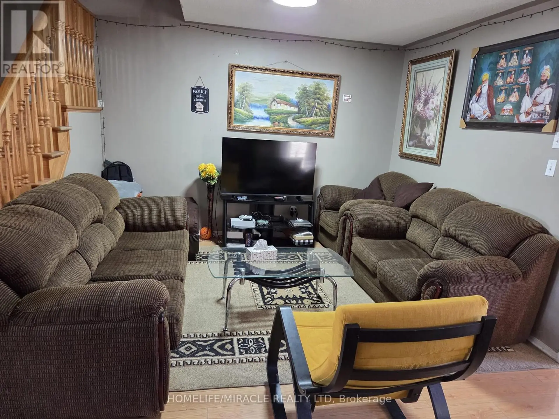 62 SKYLAR CIRCLE - Image 1