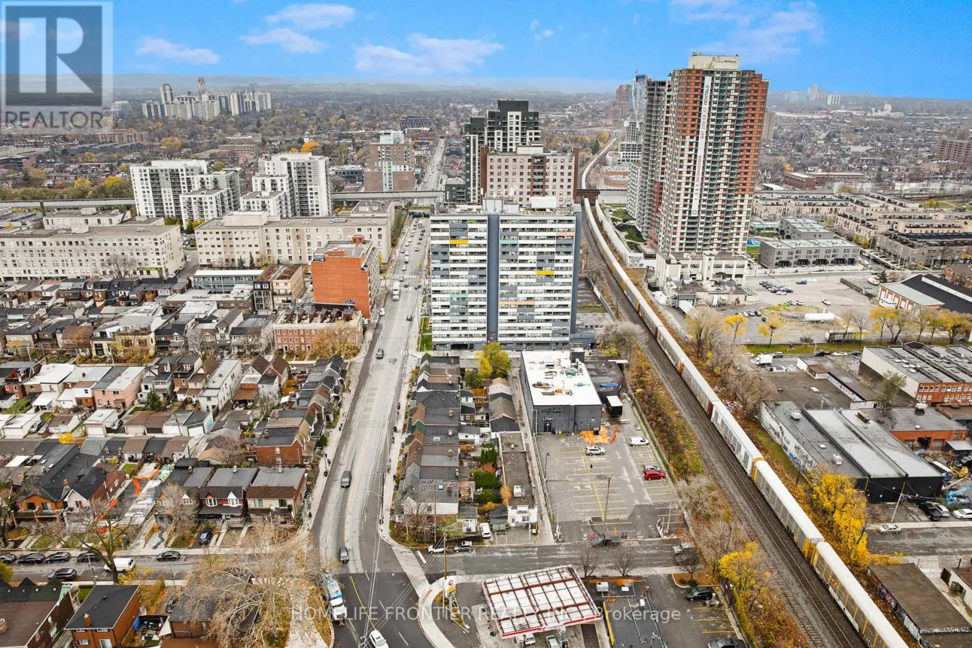#2803 1285 DUPONT STREET - Image 17
