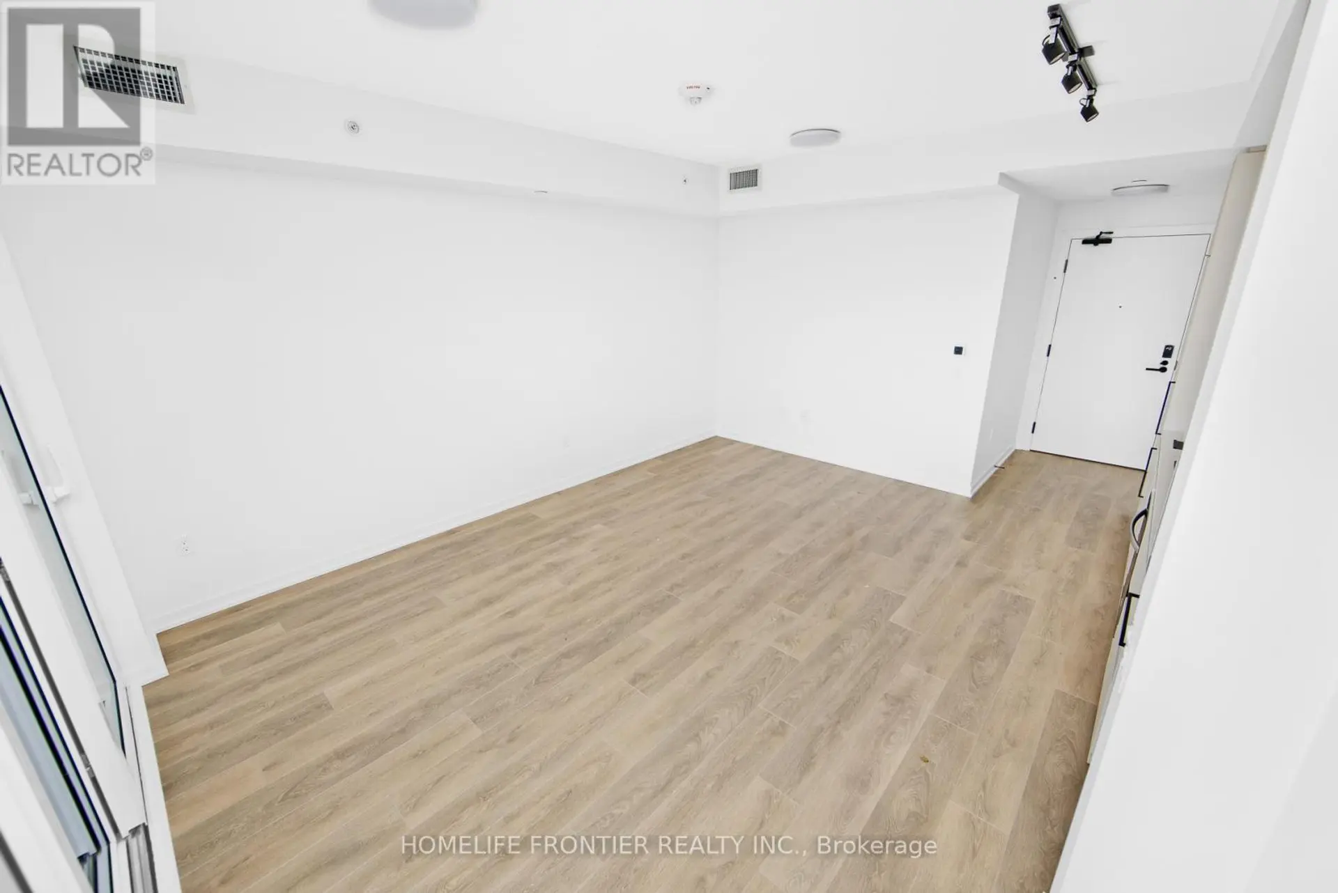 #2803 1285 DUPONT STREET - Image 7