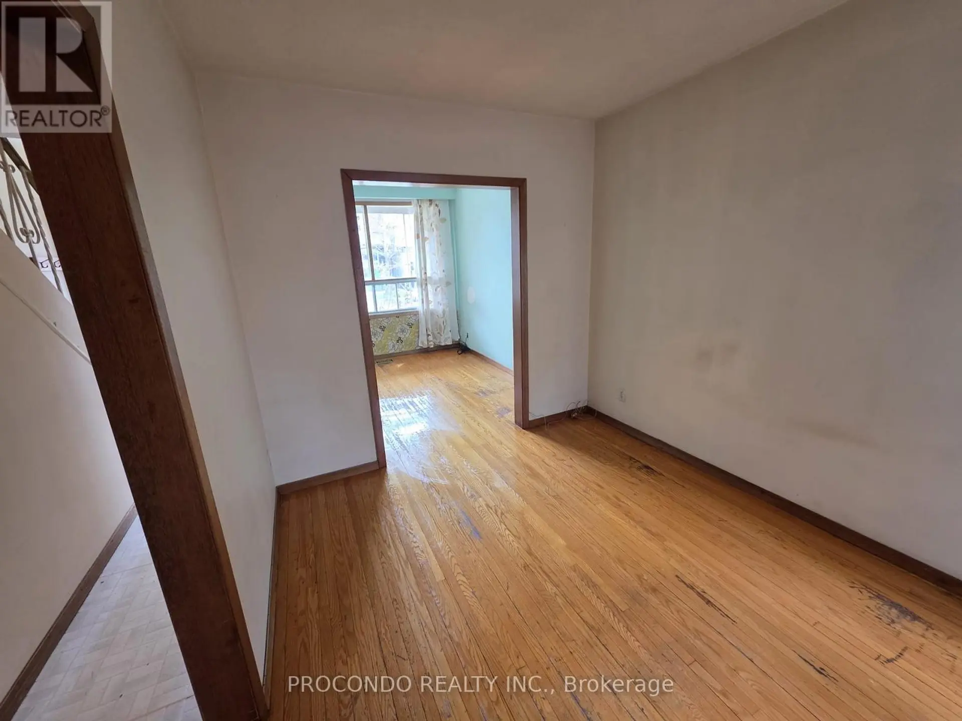 286 HARVIE AVENUE - Image 4